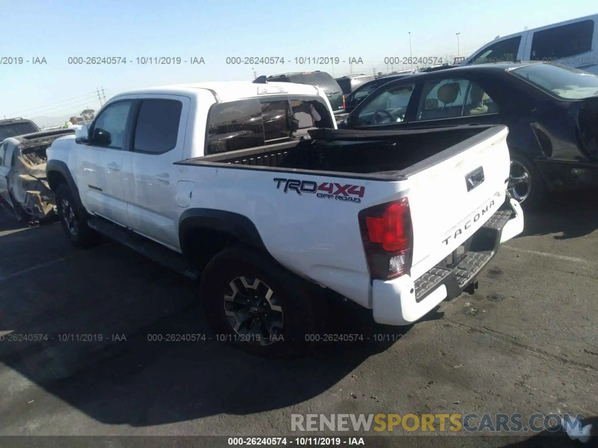 3 Photograph of a damaged car 5TFCZ5AN8KX188755 TOYOTA TACOMA 2019