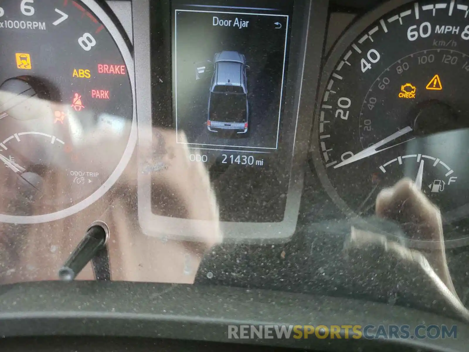 8 Photograph of a damaged car 5TFCZ5AN8KX190604 TOYOTA TACOMA 2019