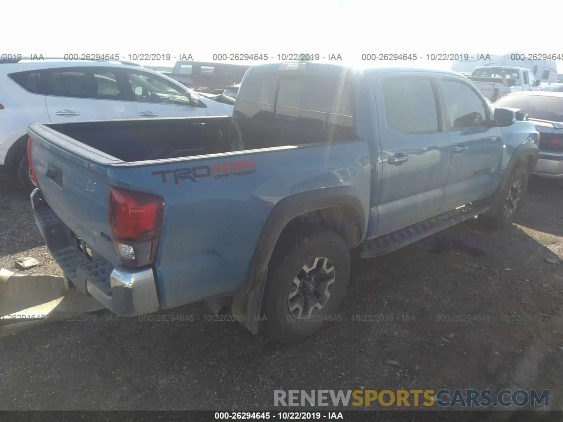 4 Photograph of a damaged car 5TFCZ5AN8KX192238 TOYOTA TACOMA 2019