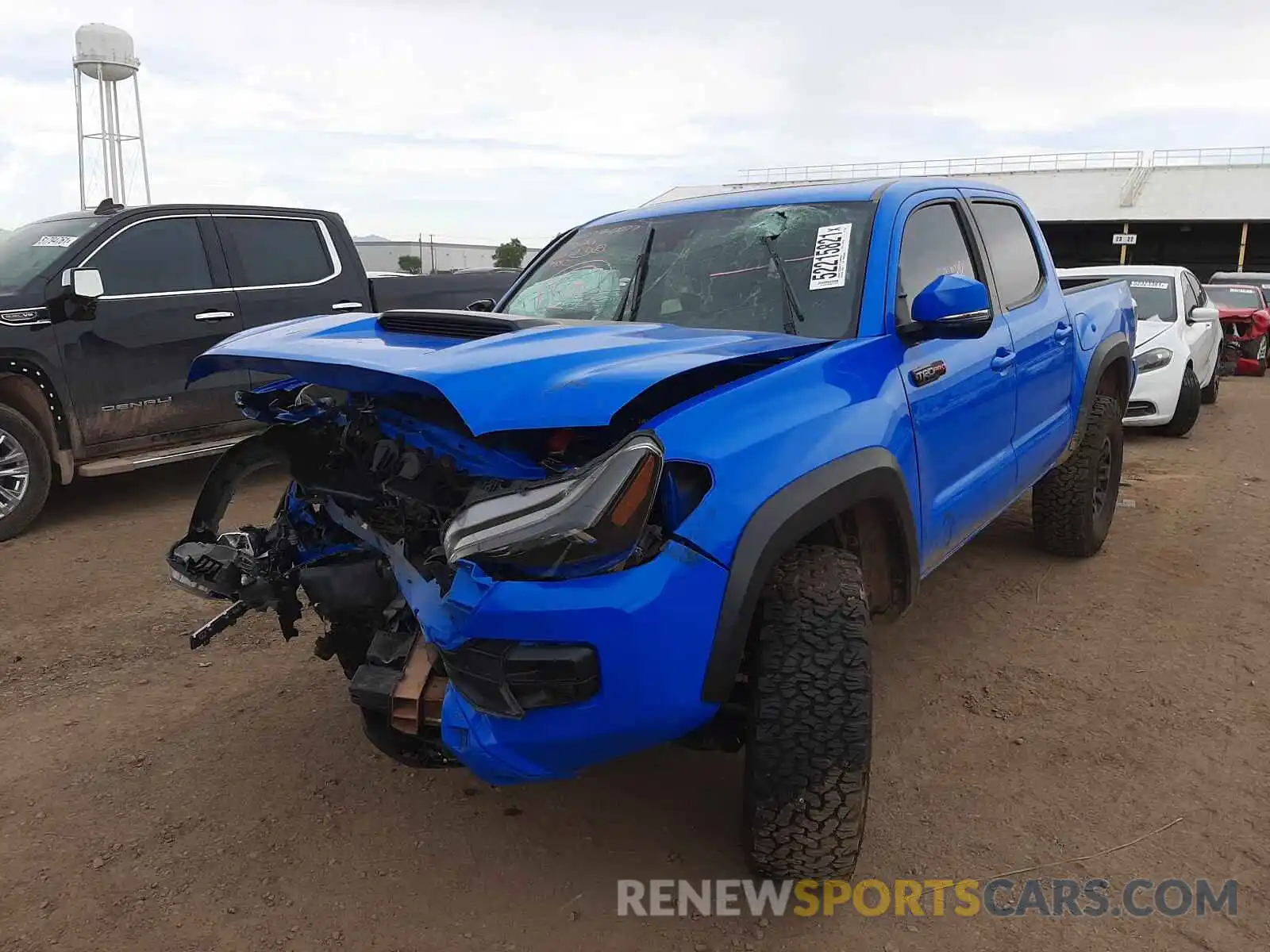 2 Photograph of a damaged car 5TFCZ5AN8KX199982 TOYOTA TACOMA 2019