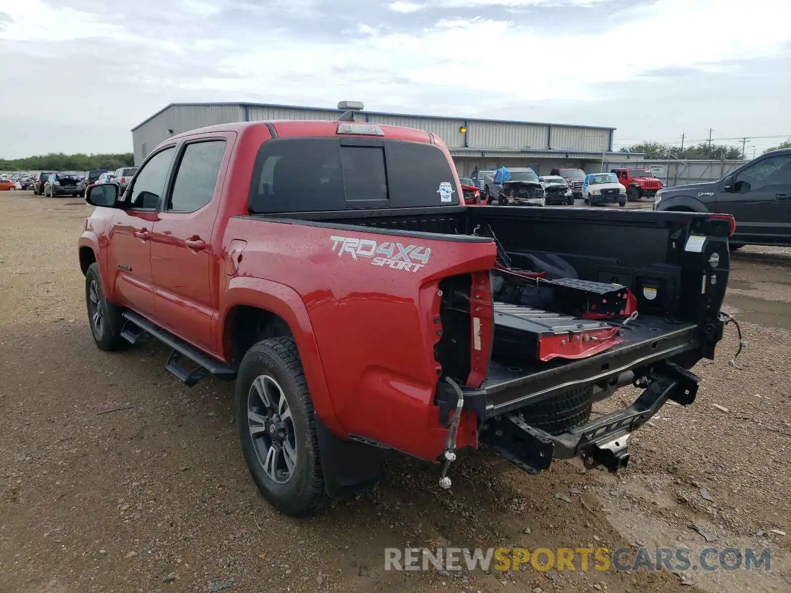 3 Photograph of a damaged car 5TFCZ5AN8KX206574 TOYOTA TACOMA 2019