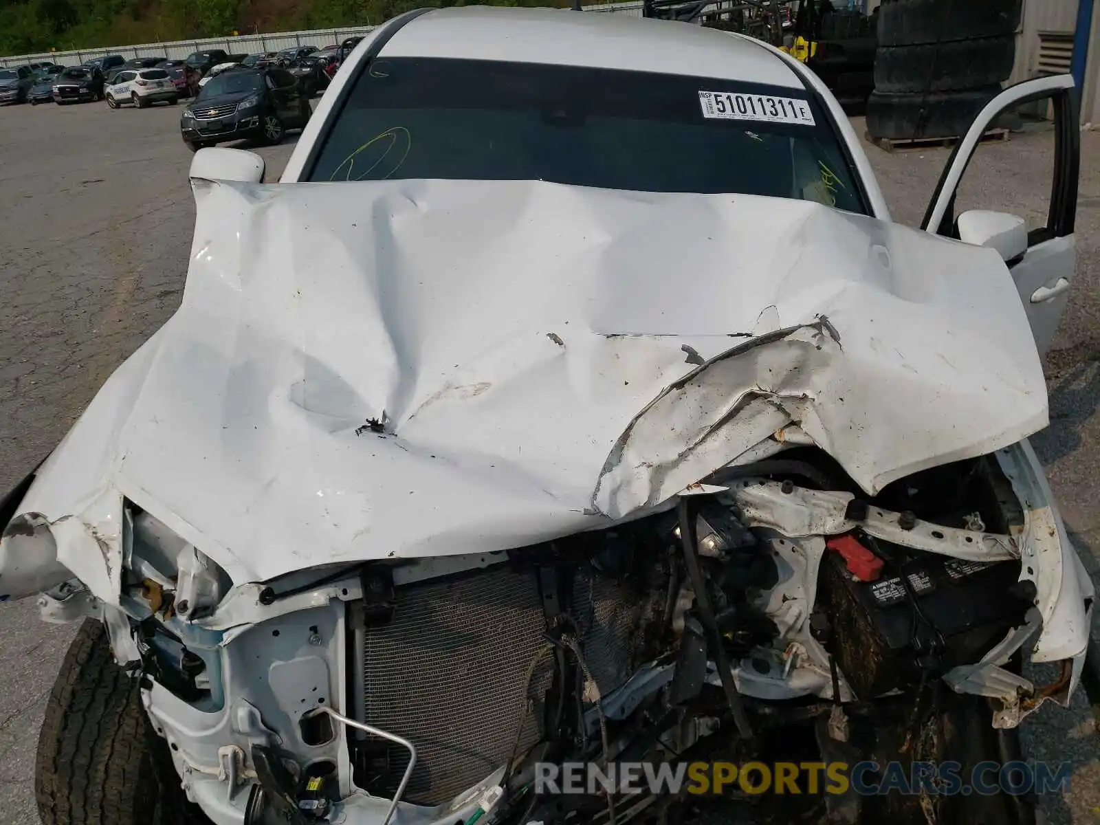 7 Photograph of a damaged car 5TFCZ5AN8KX207806 TOYOTA TACOMA 2019