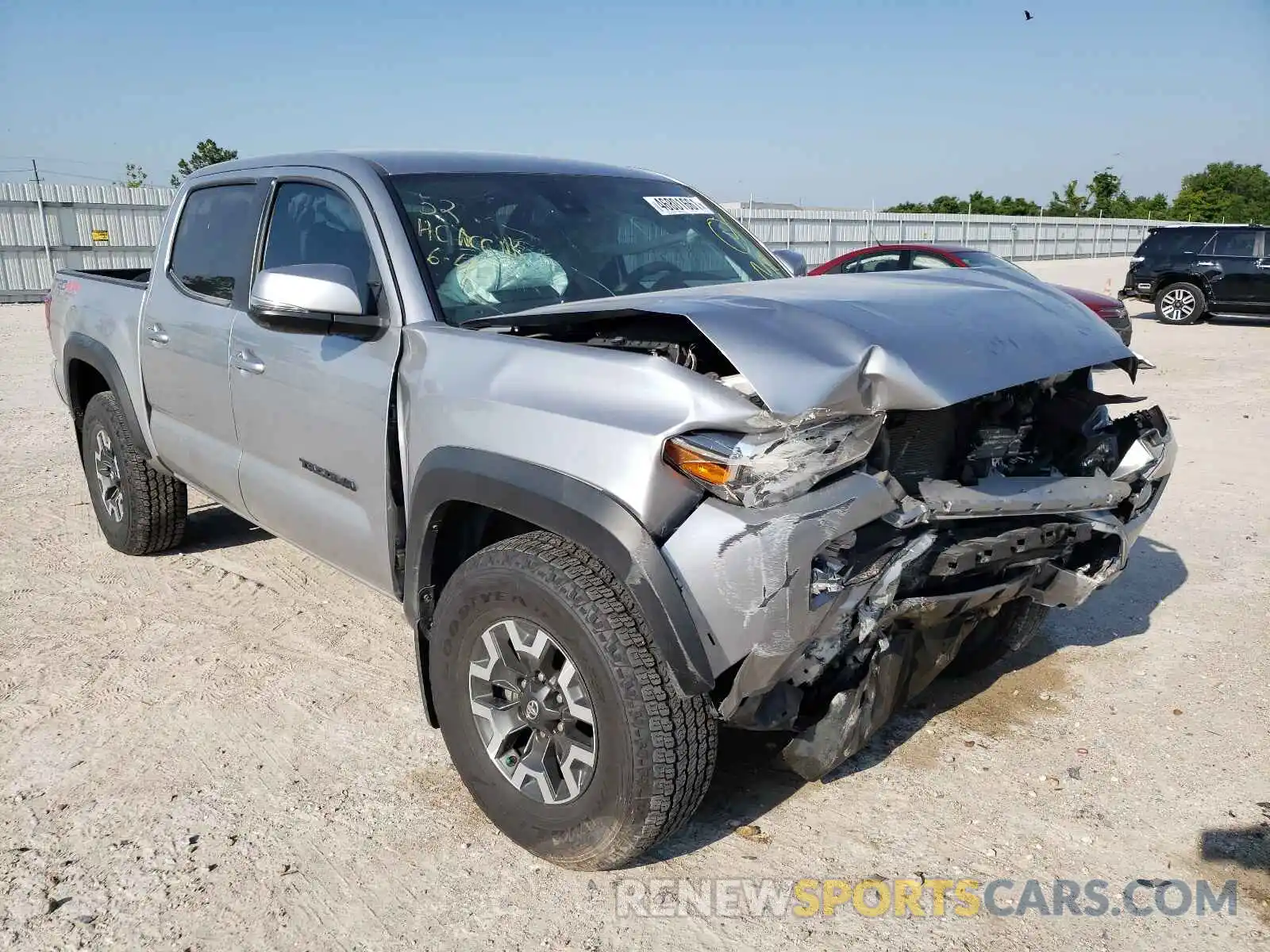 1 Photograph of a damaged car 5TFCZ5AN8KX209278 TOYOTA TACOMA 2019