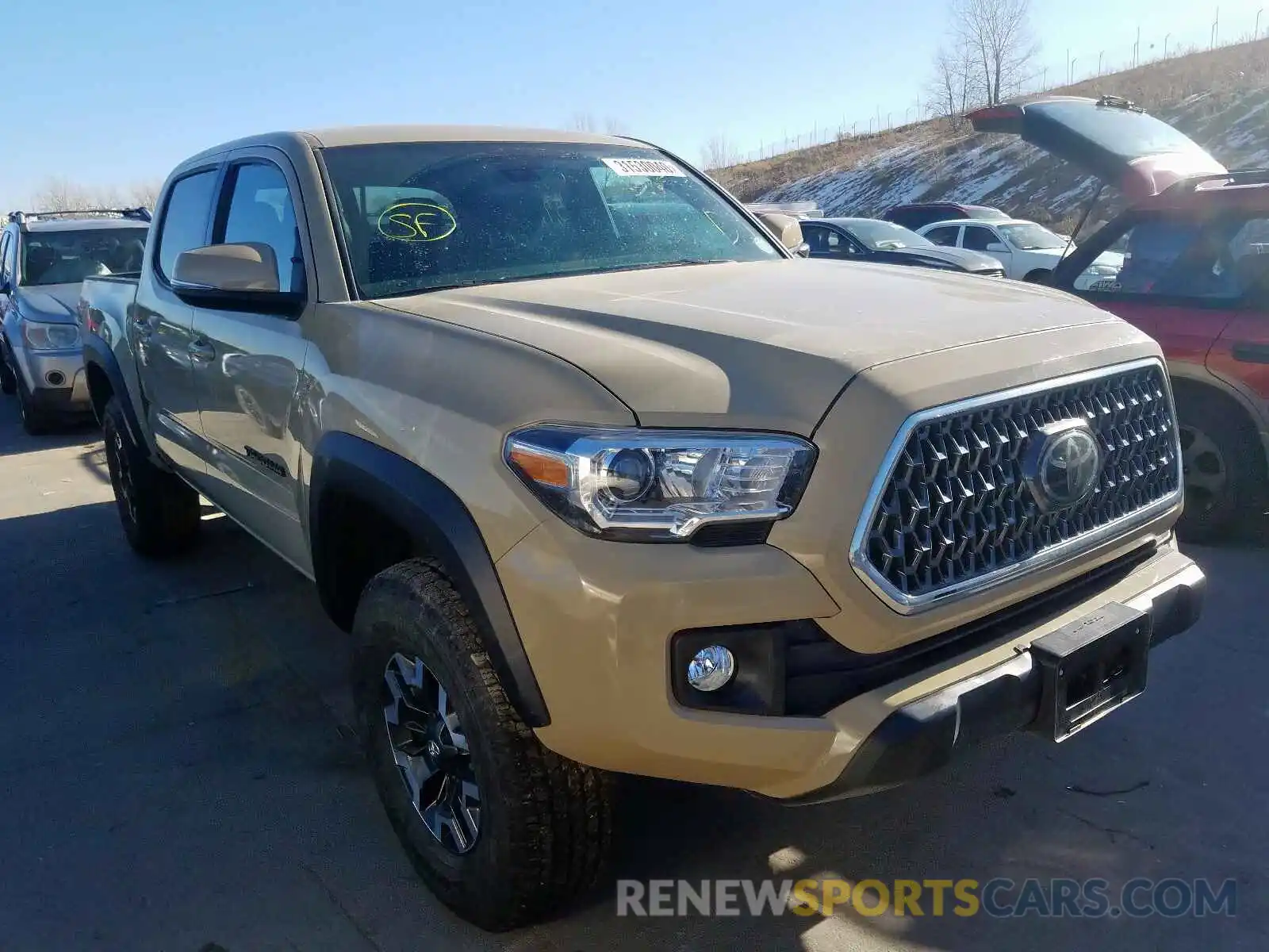 1 Photograph of a damaged car 5TFCZ5AN8KX210544 TOYOTA TACOMA 2019