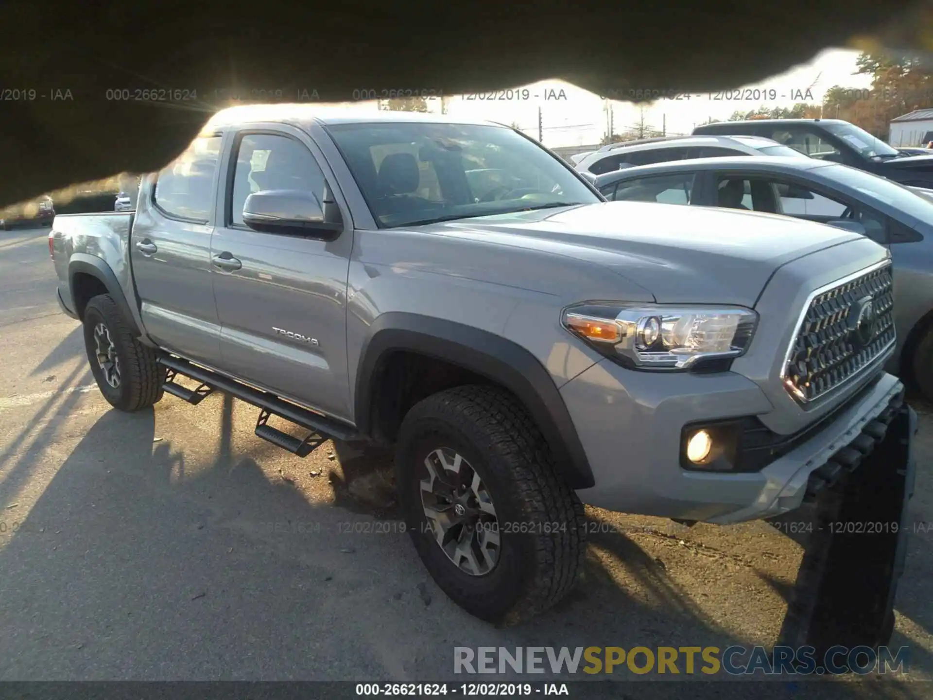 1 Photograph of a damaged car 5TFCZ5AN9KX172127 TOYOTA TACOMA 2019