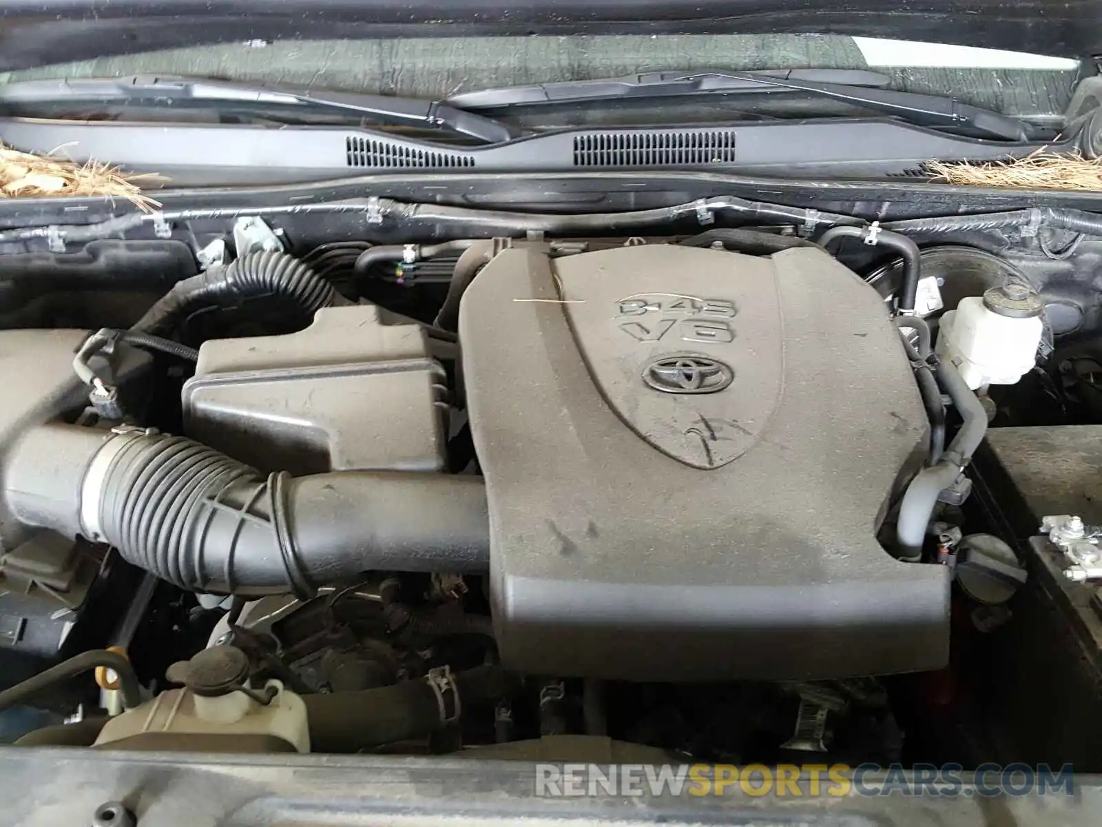 7 Photograph of a damaged car 5TFCZ5AN9KX173892 TOYOTA TACOMA 2019