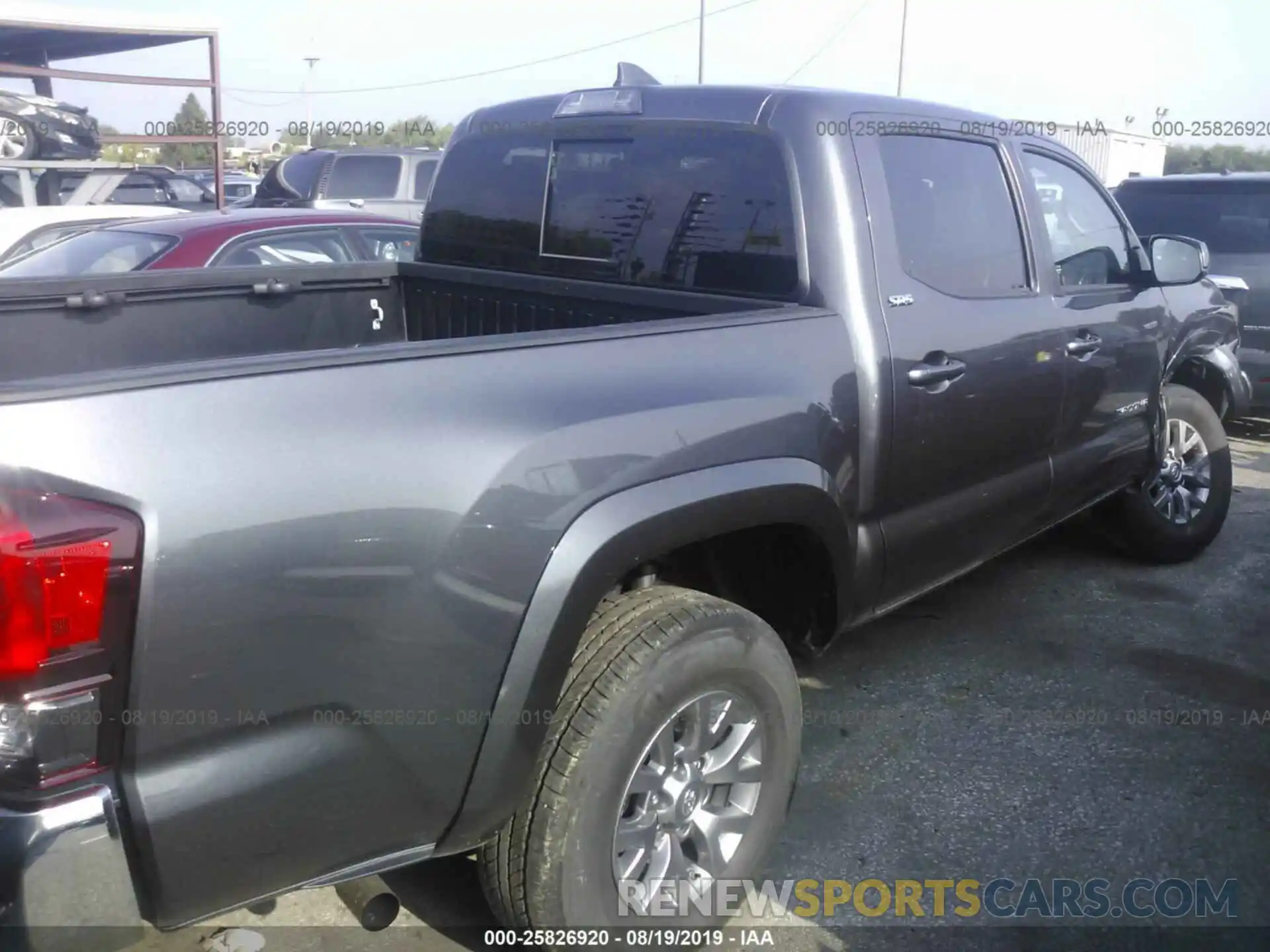 4 Photograph of a damaged car 5TFCZ5AN9KX175626 TOYOTA TACOMA 2019