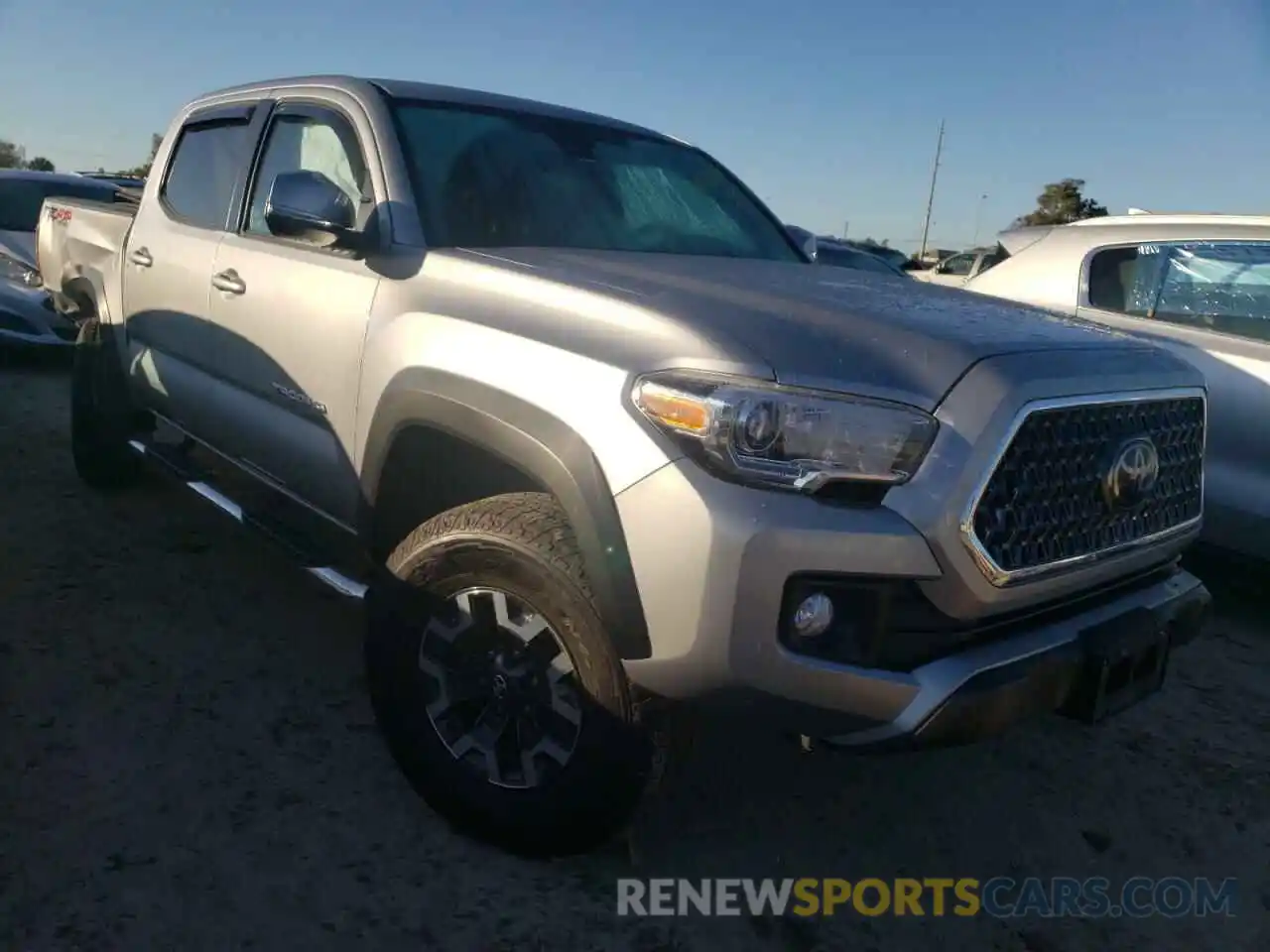 1 Photograph of a damaged car 5TFCZ5AN9KX176517 TOYOTA TACOMA 2019