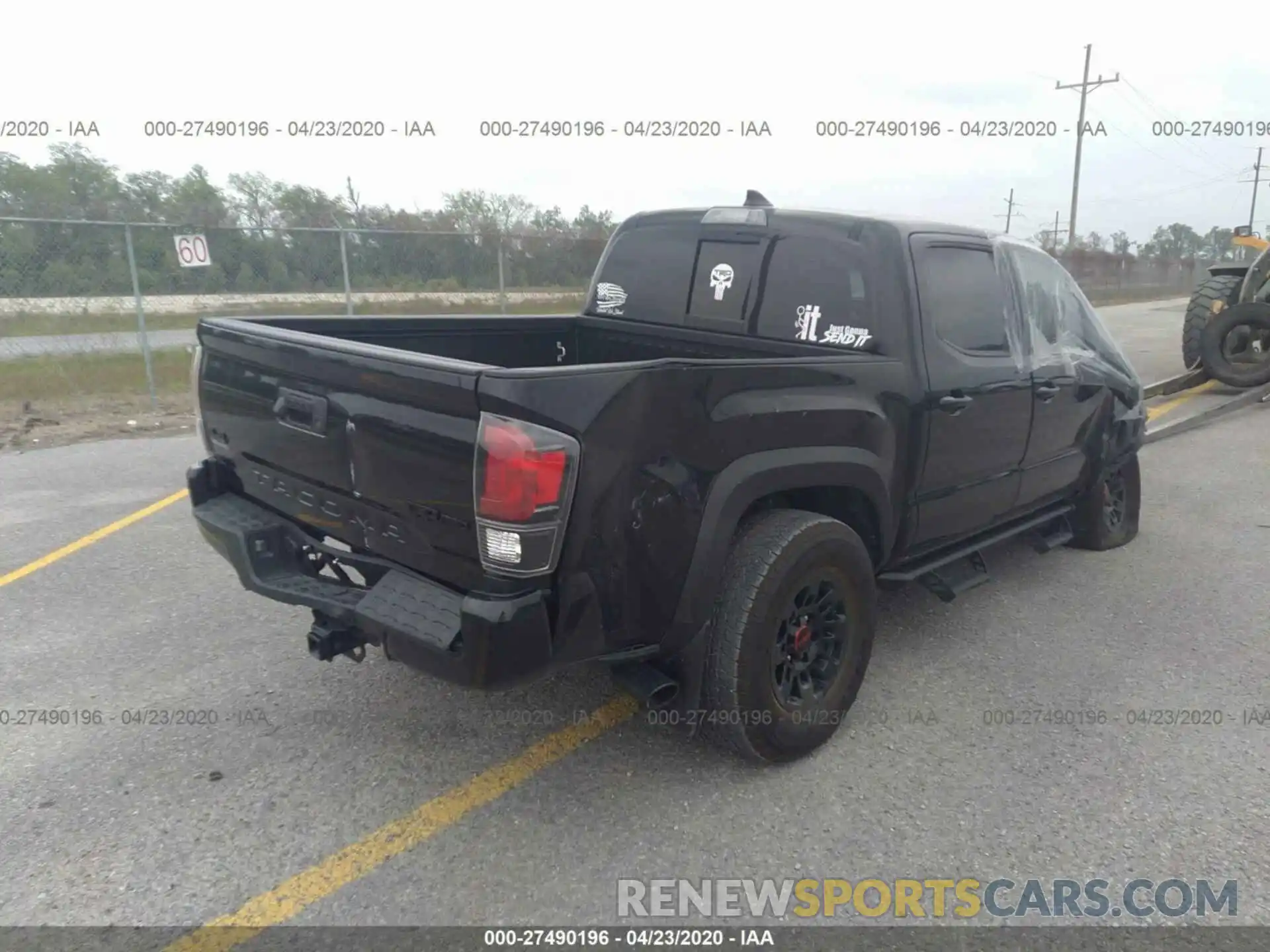 4 Фотография поврежденного автомобиля 5TFCZ5AN9KX179062 TOYOTA TACOMA 2019