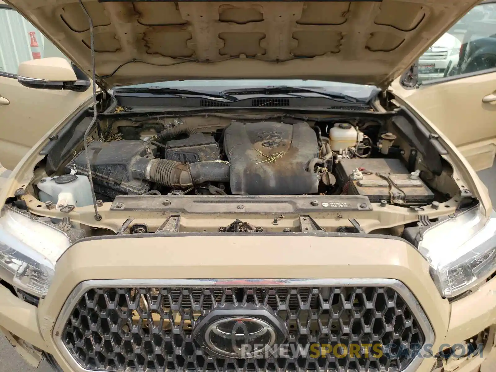 7 Photograph of a damaged car 5TFCZ5AN9KX180745 TOYOTA TACOMA 2019