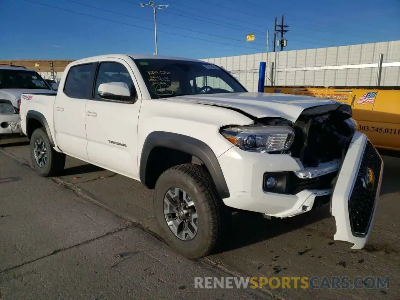 1 Photograph of a damaged car 5TFCZ5AN9KX184021 TOYOTA TACOMA 2019