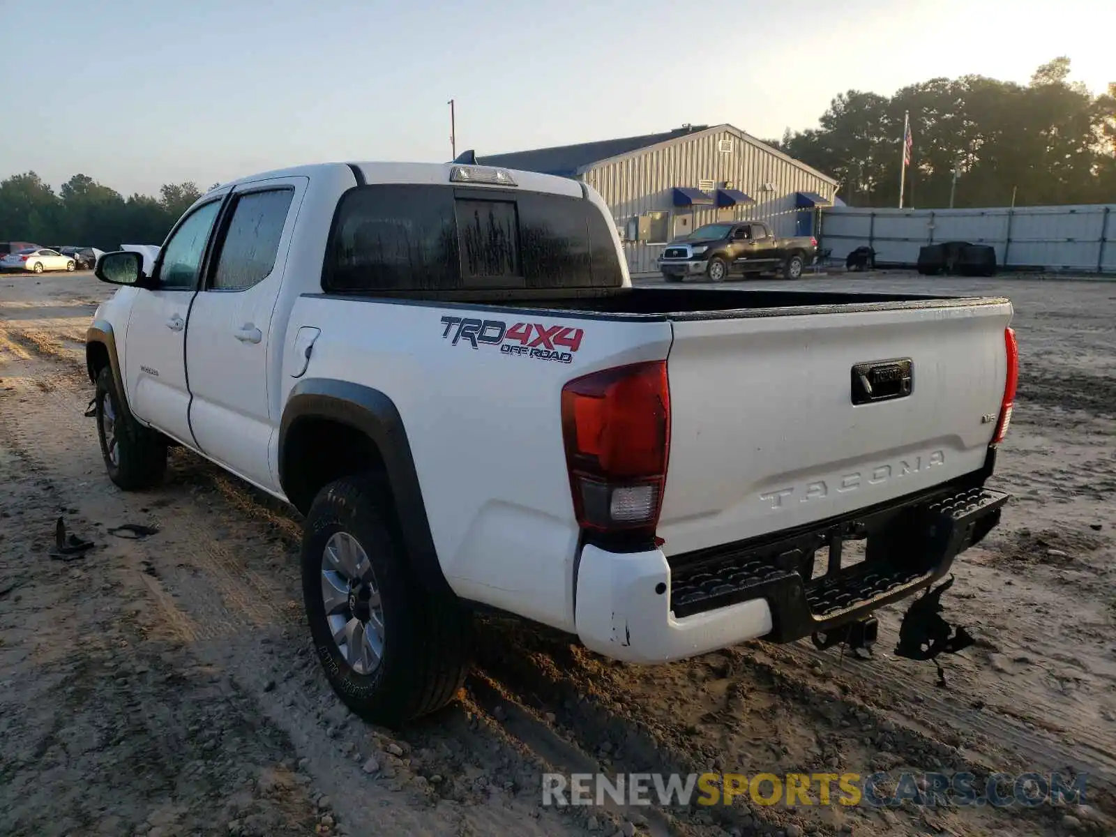 3 Photograph of a damaged car 5TFCZ5AN9KX186528 TOYOTA TACOMA 2019