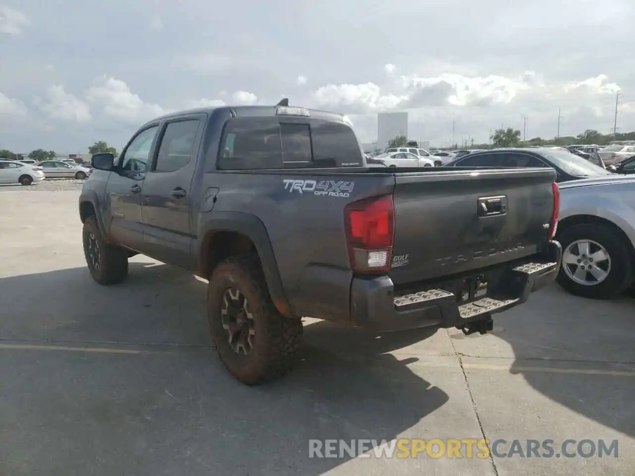 3 Photograph of a damaged car 5TFCZ5AN9KX186805 TOYOTA TACOMA 2019