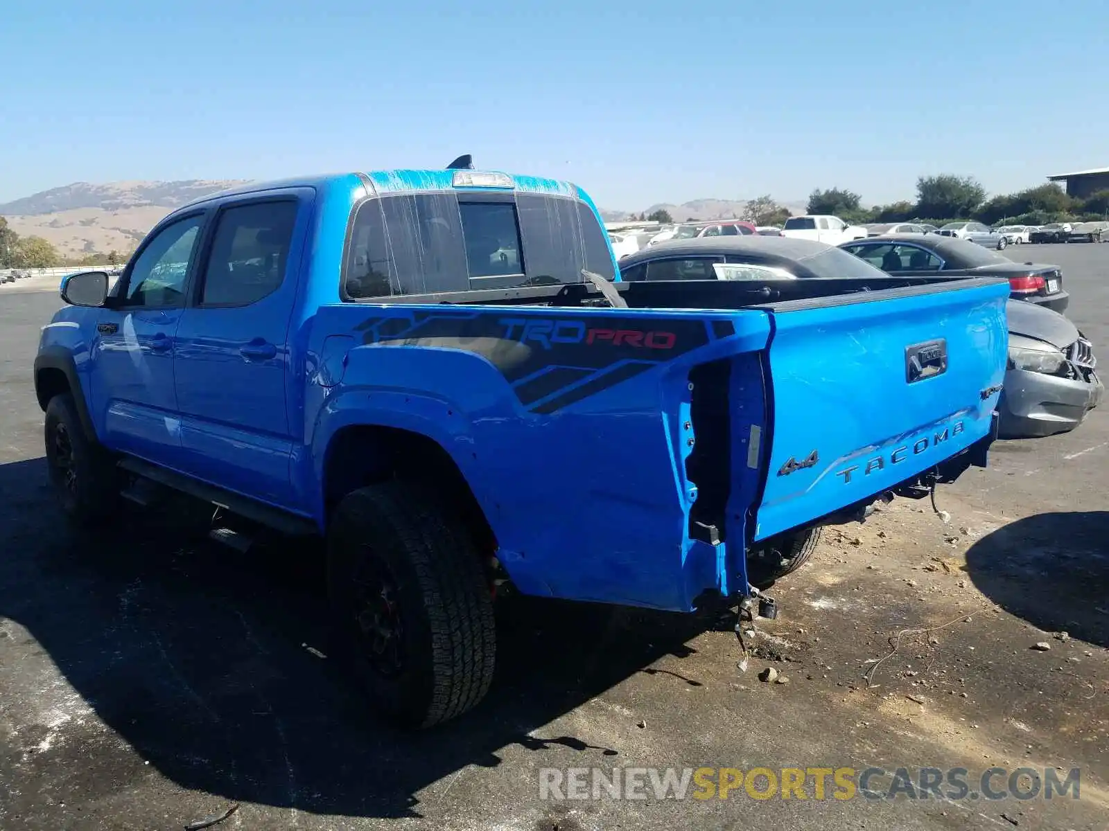 3 Photograph of a damaged car 5TFCZ5AN9KX188134 TOYOTA TACOMA 2019