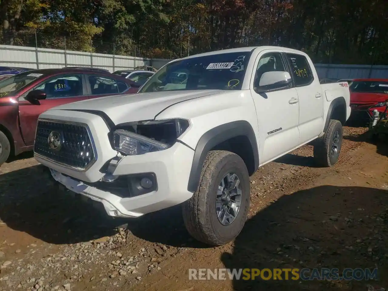 2 Фотография поврежденного автомобиля 5TFCZ5AN9KX190532 TOYOTA TACOMA 2019