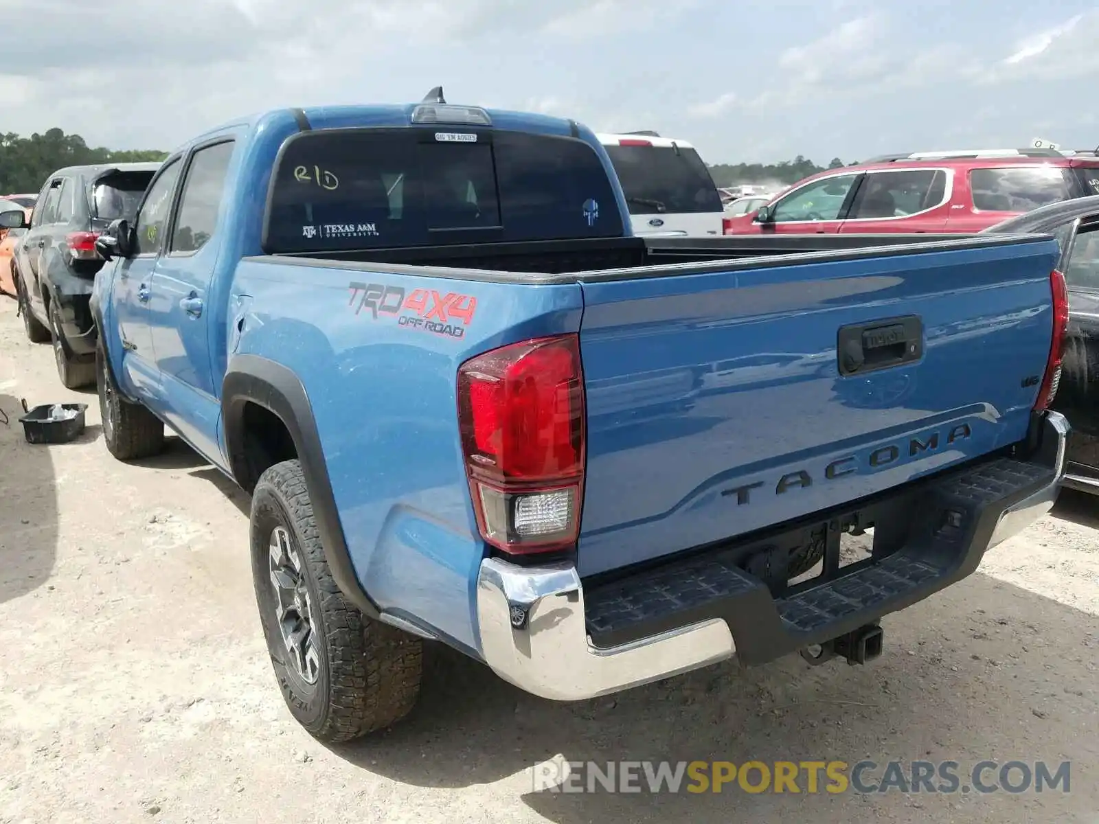 3 Photograph of a damaged car 5TFCZ5AN9KX194841 TOYOTA TACOMA 2019