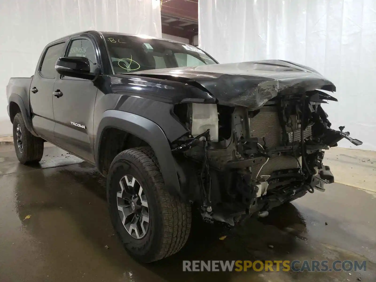 1 Photograph of a damaged car 5TFCZ5AN9KX195780 TOYOTA TACOMA 2019