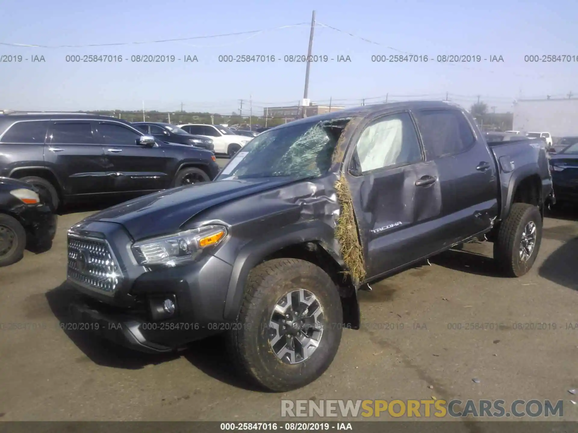 6 Photograph of a damaged car 5TFCZ5AN9KX198730 TOYOTA TACOMA 2019