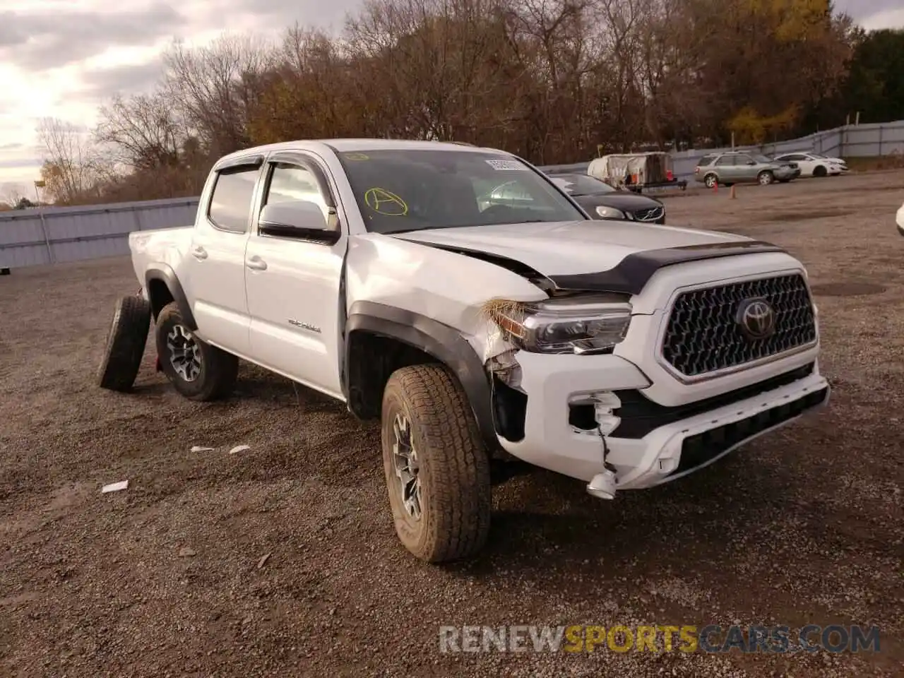 1 Photograph of a damaged car 5TFCZ5AN9KX205210 TOYOTA TACOMA 2019