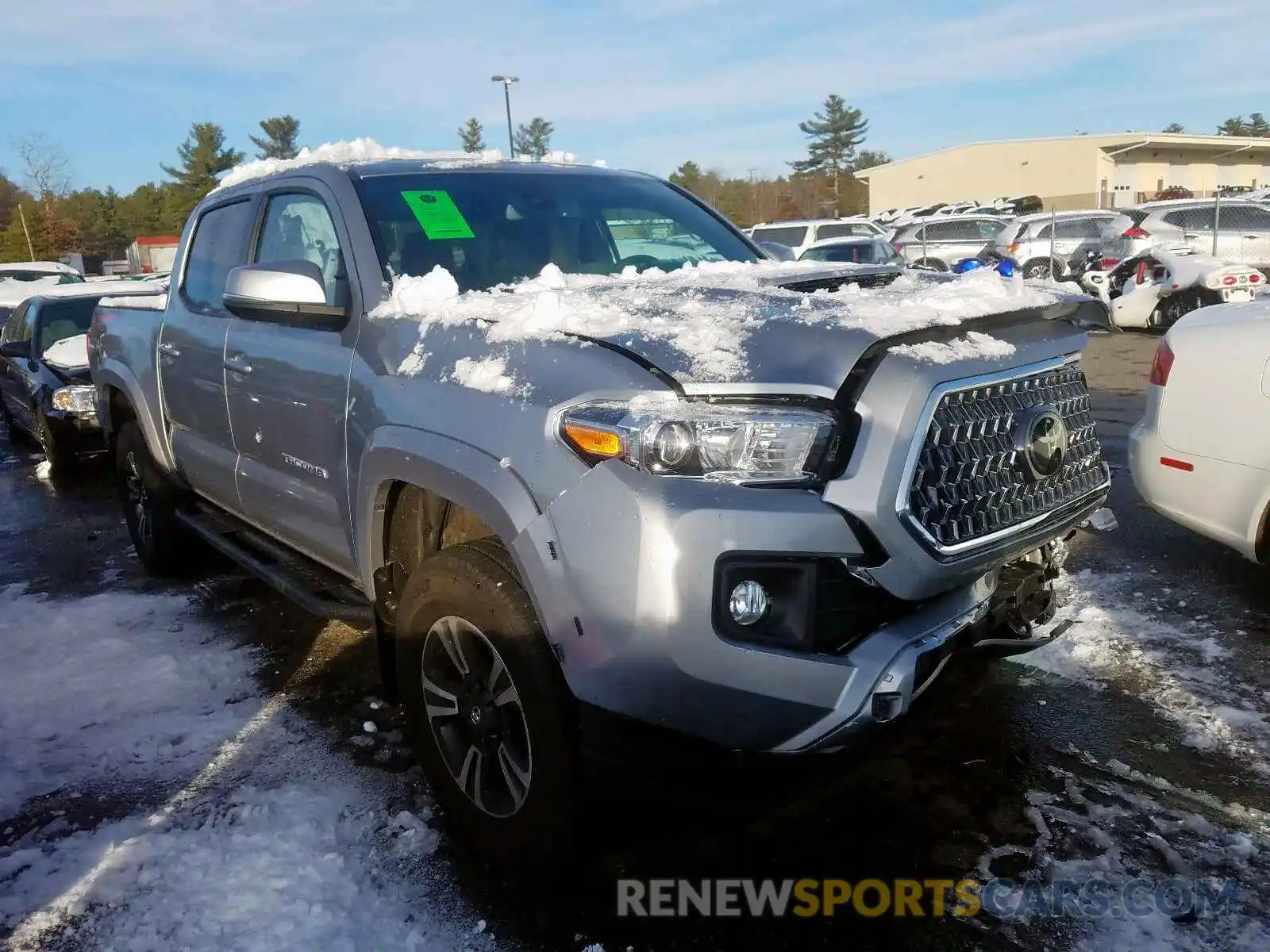 1 Photograph of a damaged car 5TFCZ5AN9KX207541 TOYOTA TACOMA 2019