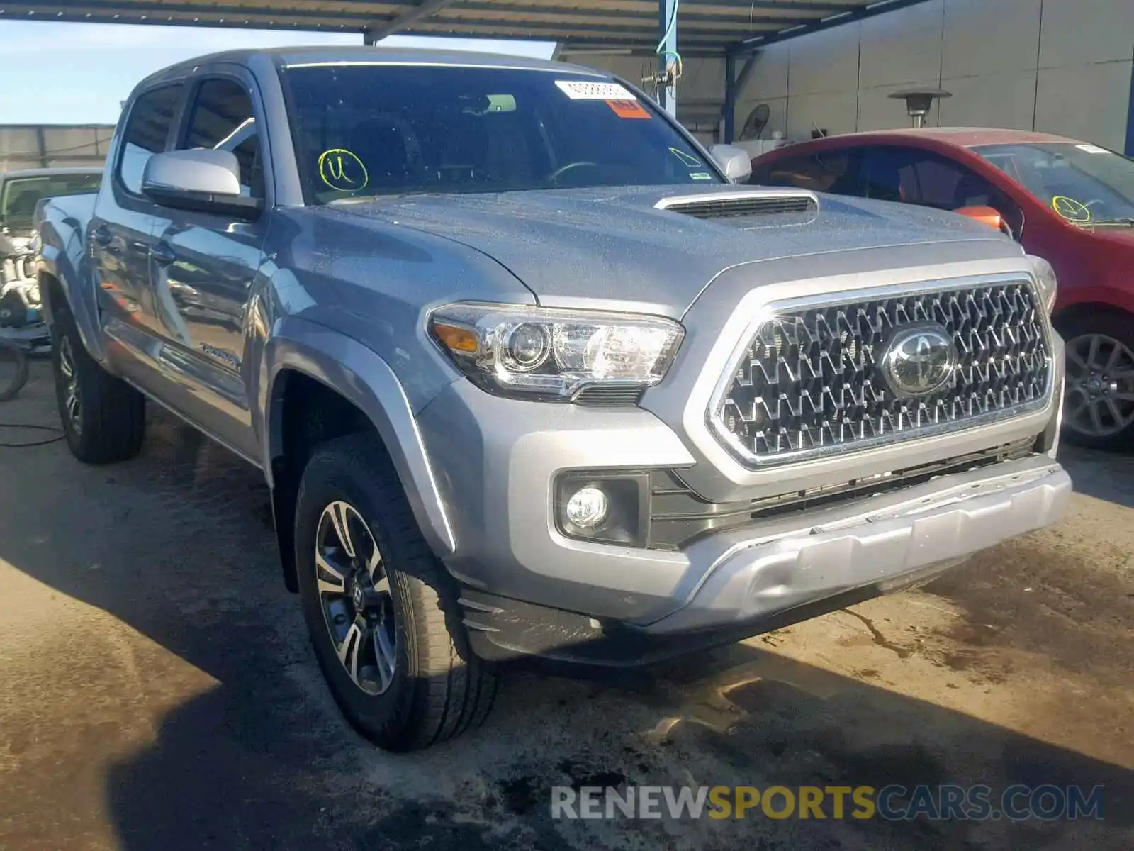 1 Photograph of a damaged car 5TFCZ5ANXKX167213 TOYOTA TACOMA 2019