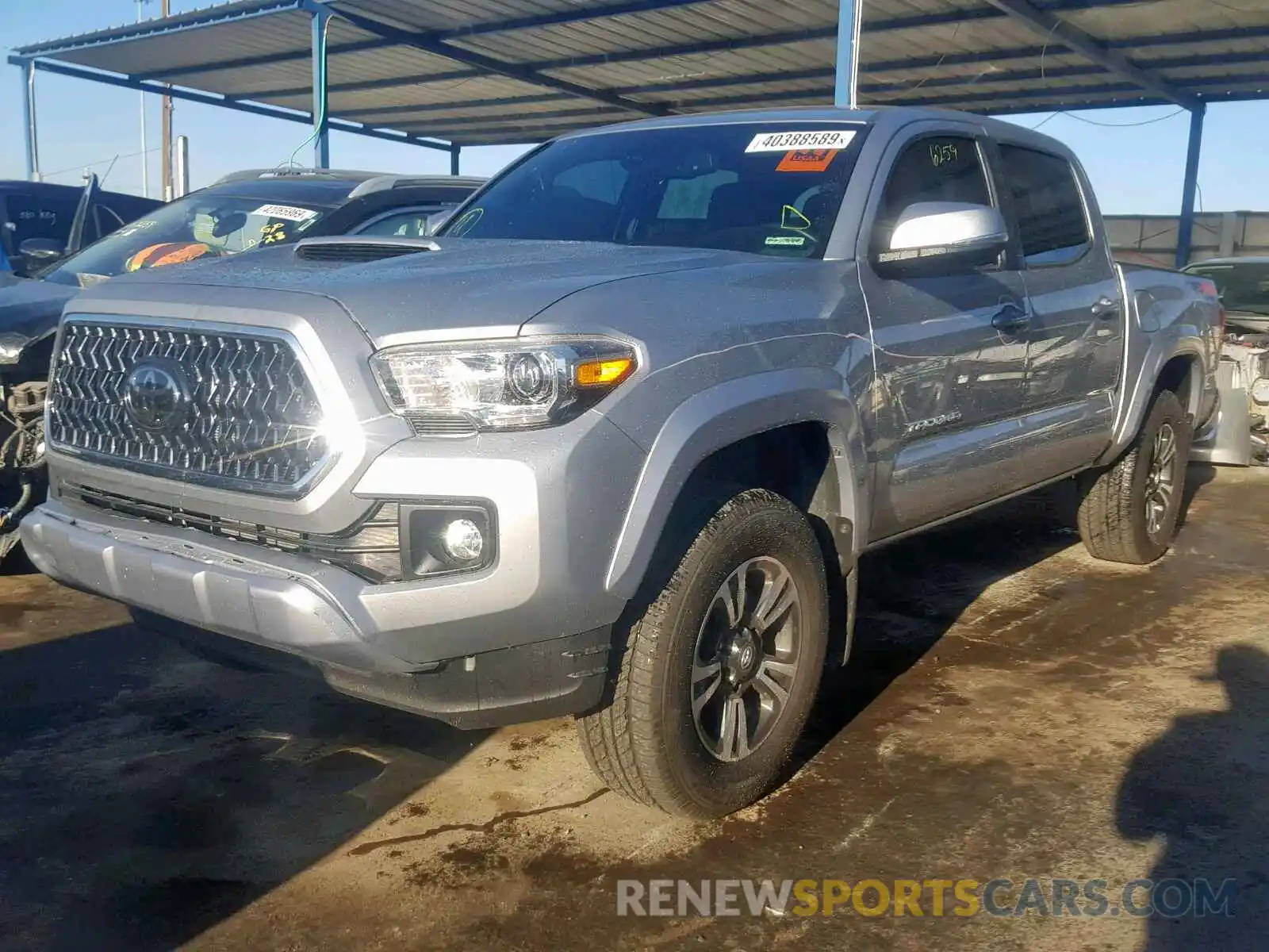 2 Photograph of a damaged car 5TFCZ5ANXKX167213 TOYOTA TACOMA 2019