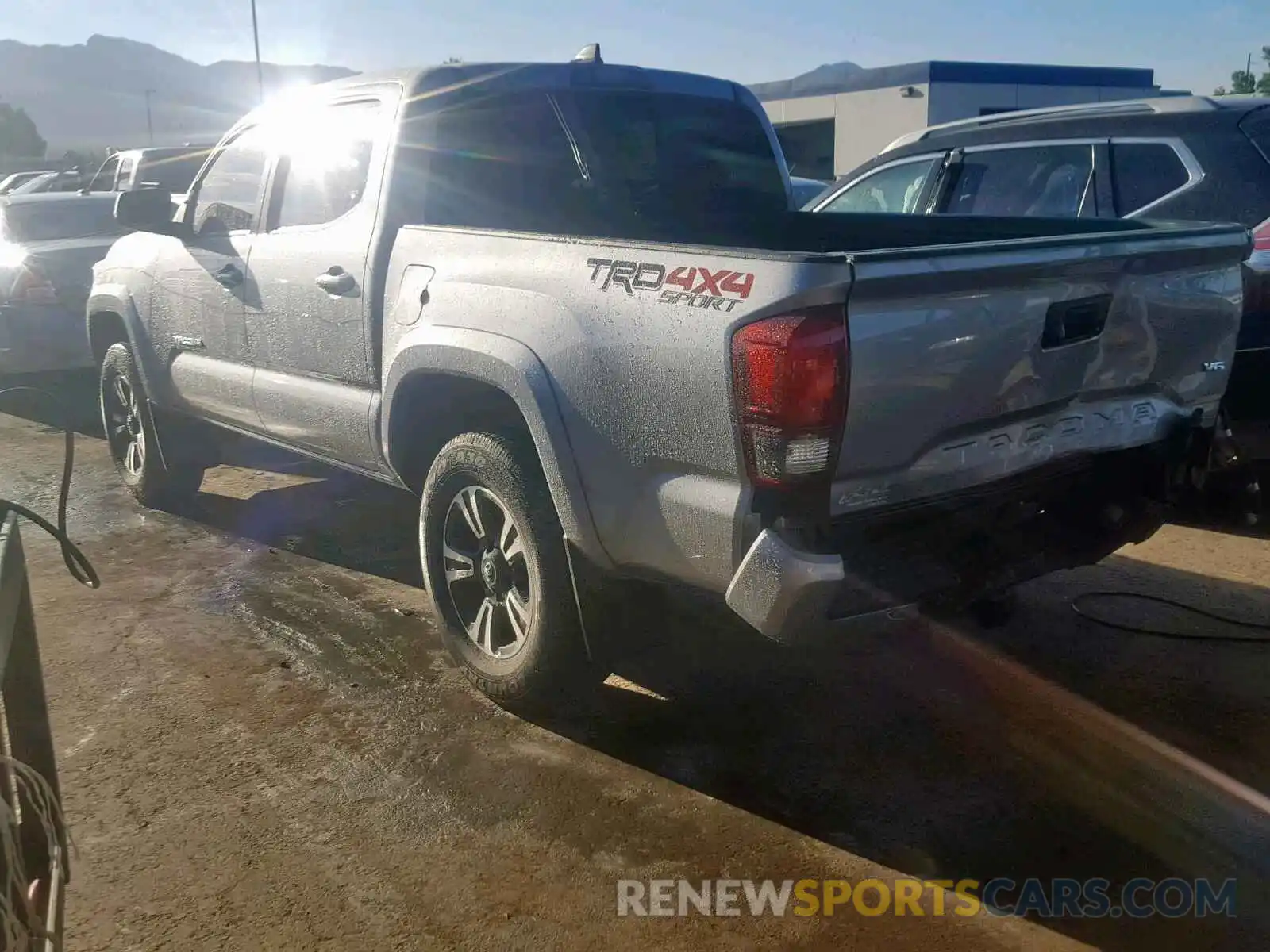 3 Photograph of a damaged car 5TFCZ5ANXKX167213 TOYOTA TACOMA 2019