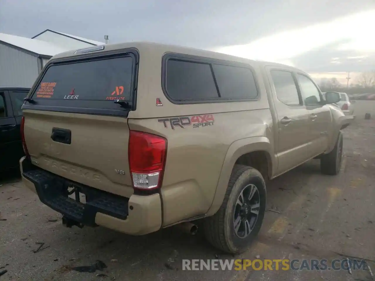 4 Фотография поврежденного автомобиля 5TFCZ5ANXKX169057 TOYOTA TACOMA 2019