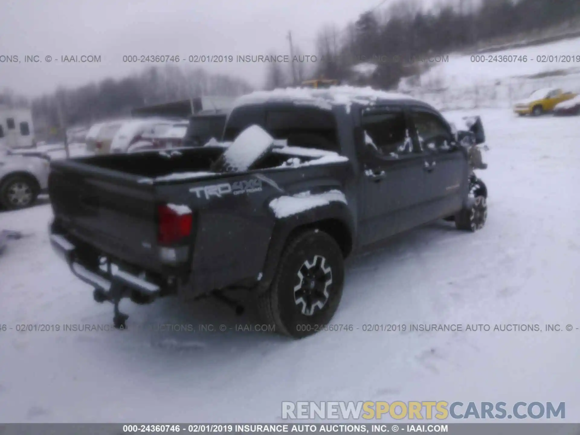 4 Photograph of a damaged car 5TFCZ5ANXKX172248 TOYOTA TACOMA 2019