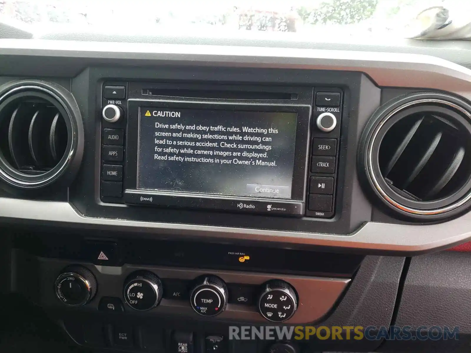 9 Photograph of a damaged car 5TFCZ5ANXKX192385 TOYOTA TACOMA 2019