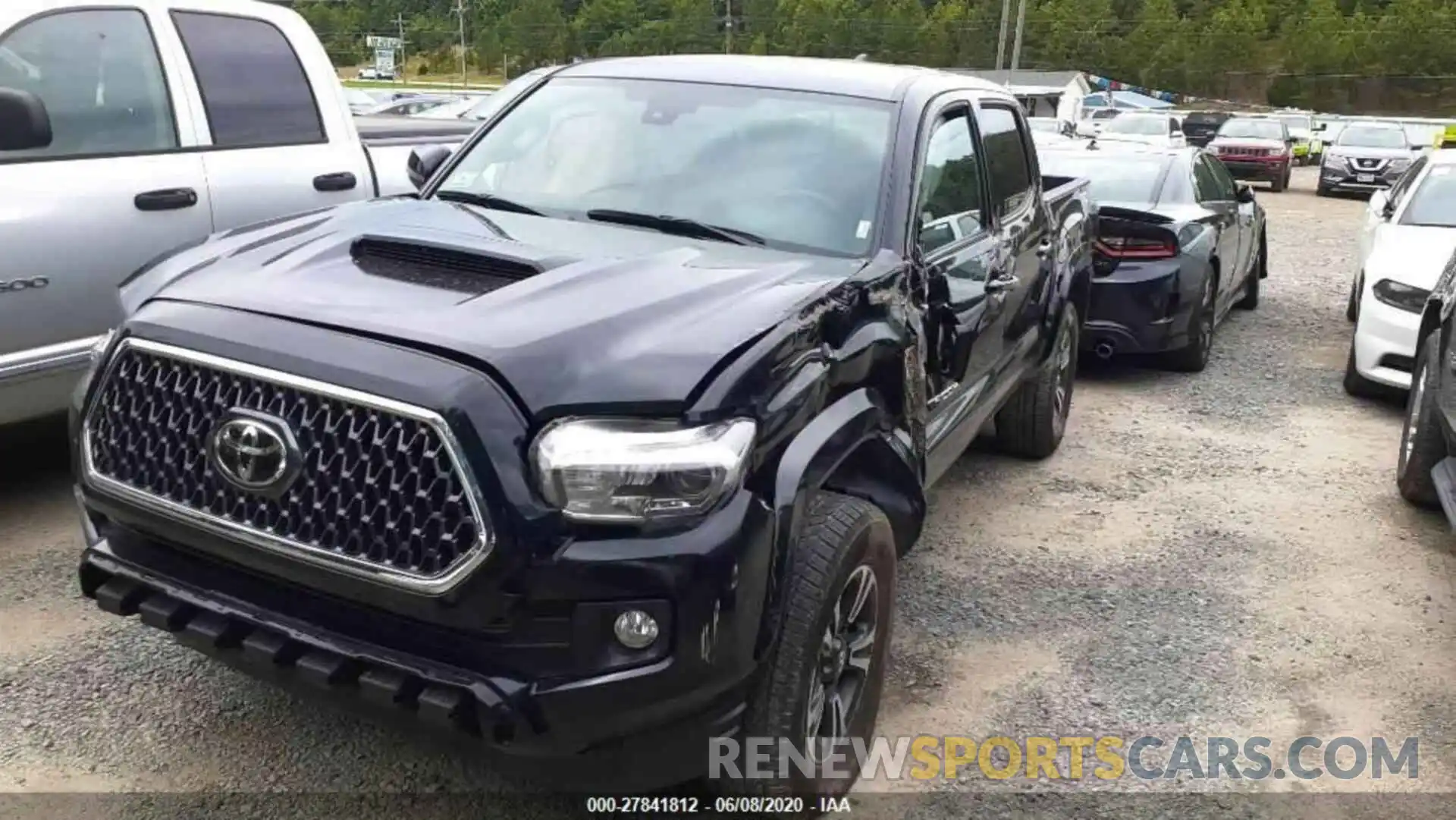 1 Photograph of a damaged car 5TFCZ5ANXKX192774 TOYOTA TACOMA 2019