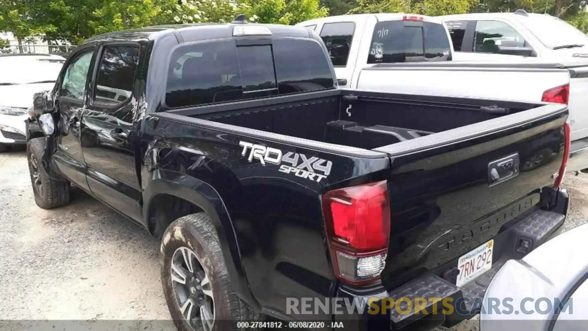 2 Photograph of a damaged car 5TFCZ5ANXKX192774 TOYOTA TACOMA 2019