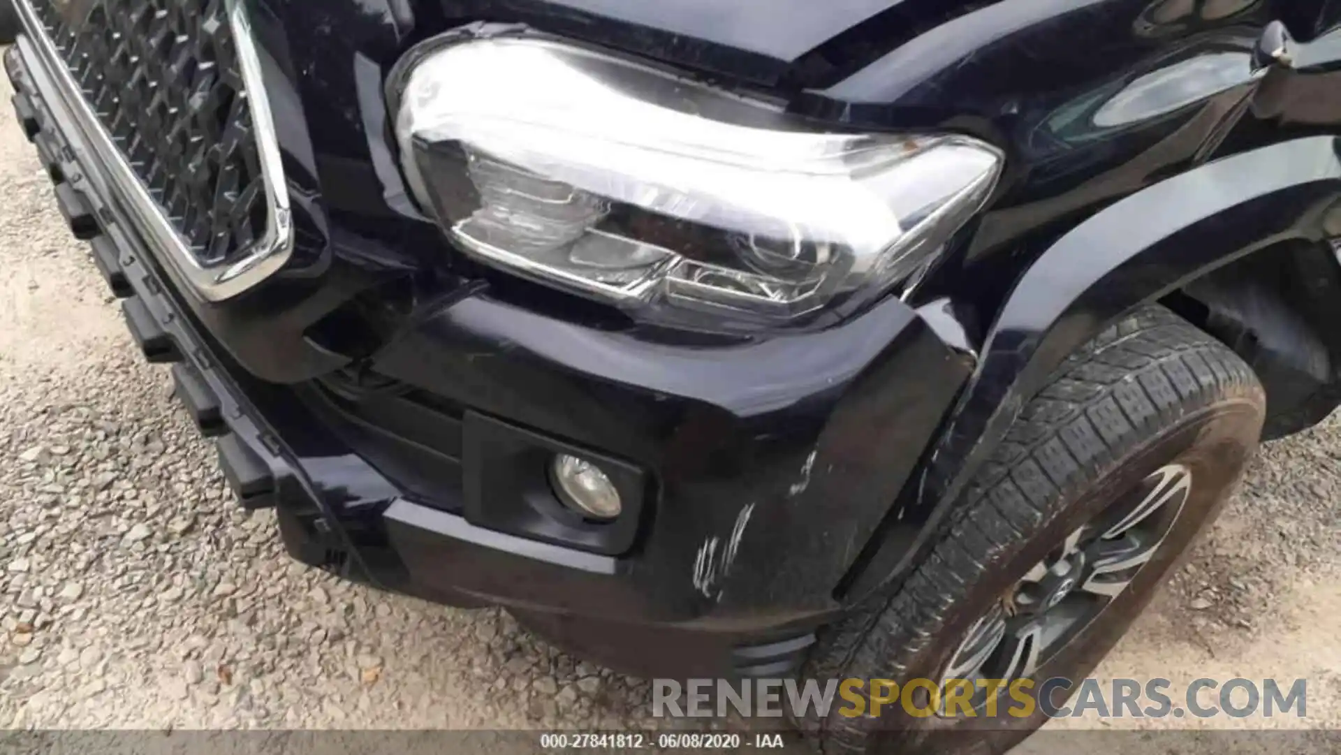 9 Photograph of a damaged car 5TFCZ5ANXKX192774 TOYOTA TACOMA 2019