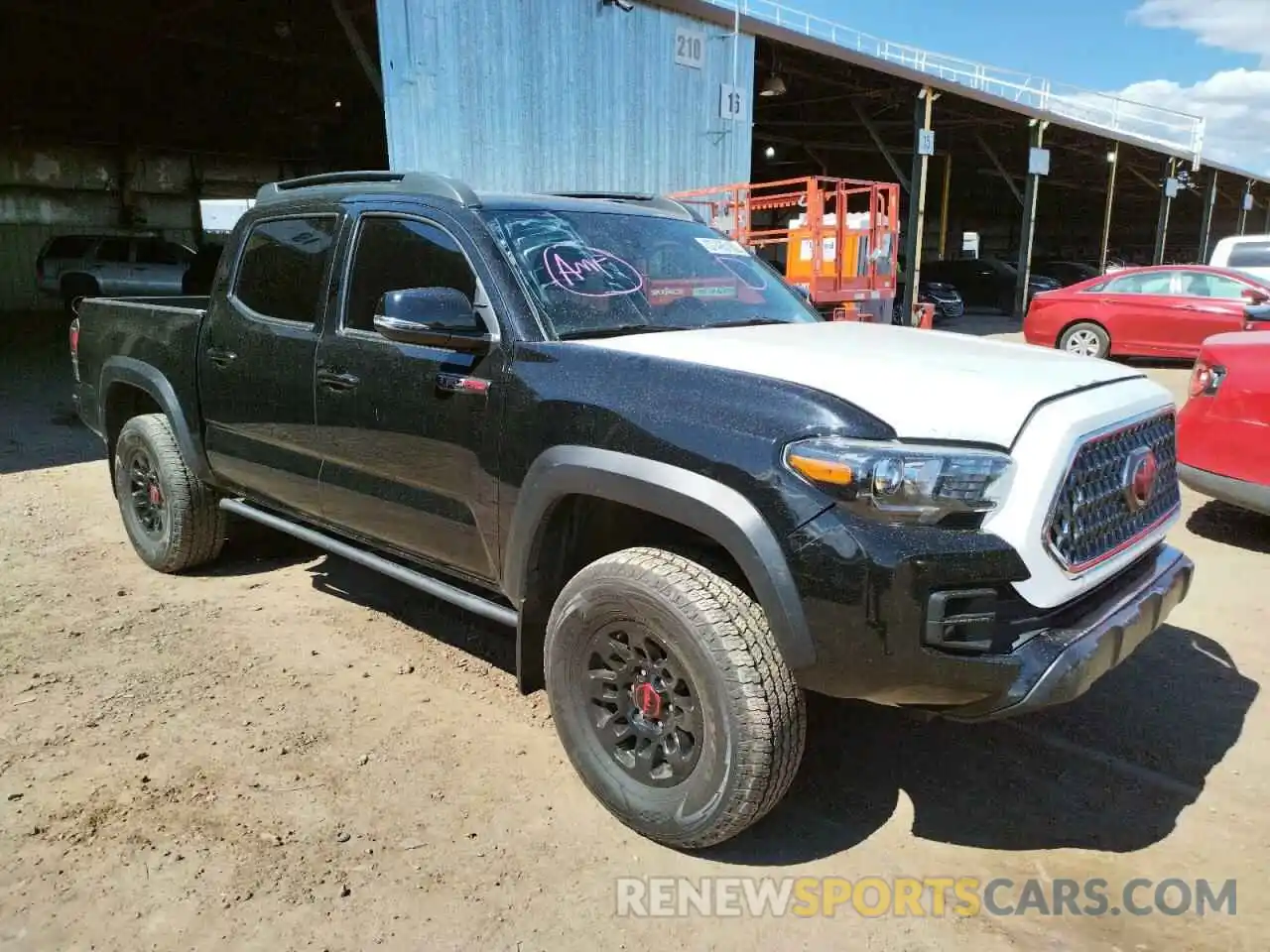 1 Photograph of a damaged car 5TFCZ5ANXKX193858 TOYOTA TACOMA 2019