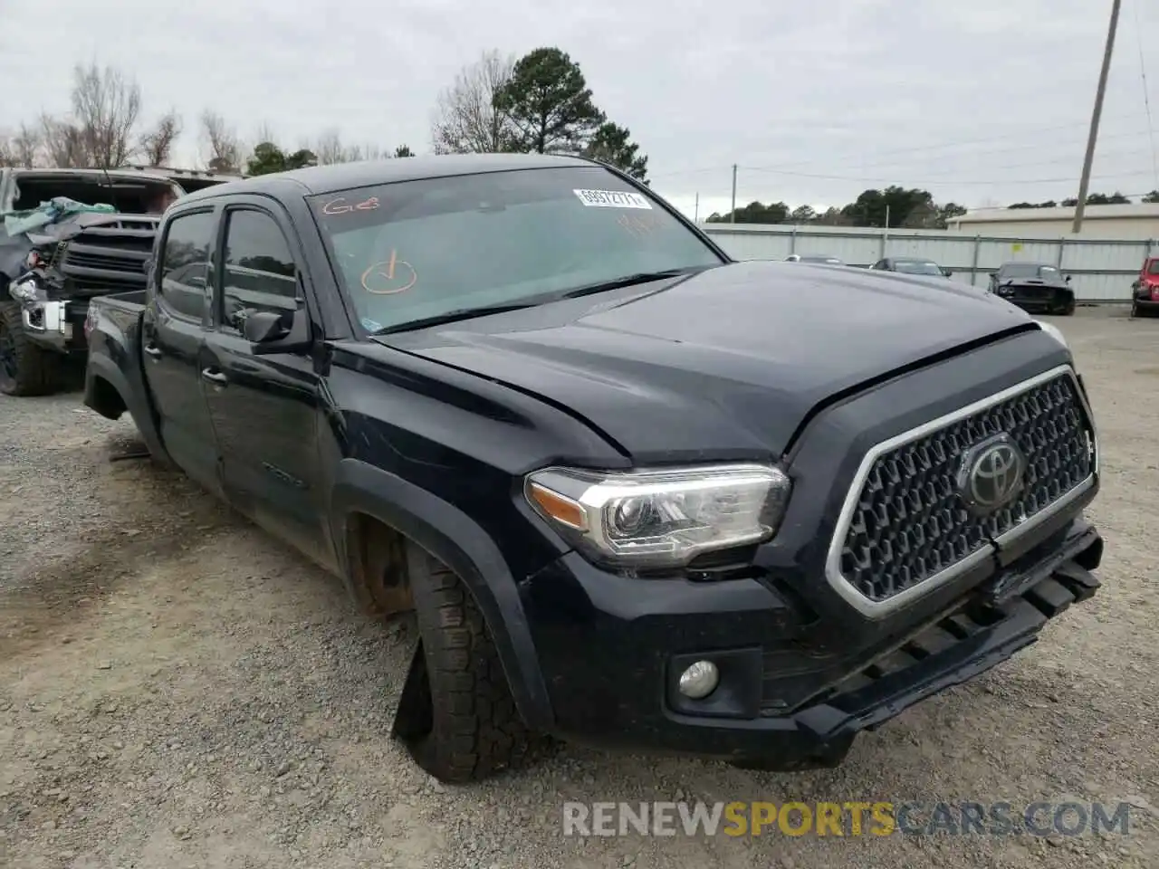 1 Photograph of a damaged car 5TFCZ5ANXKX194041 TOYOTA TACOMA 2019