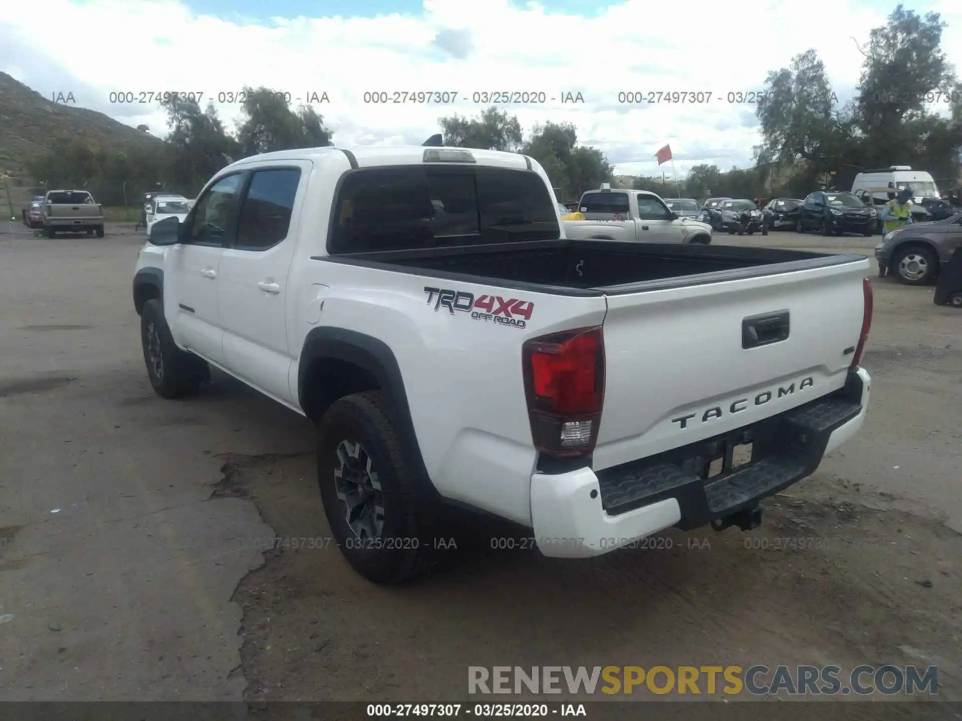 3 Photograph of a damaged car 5TFCZ5ANXKX194816 TOYOTA TACOMA 2019