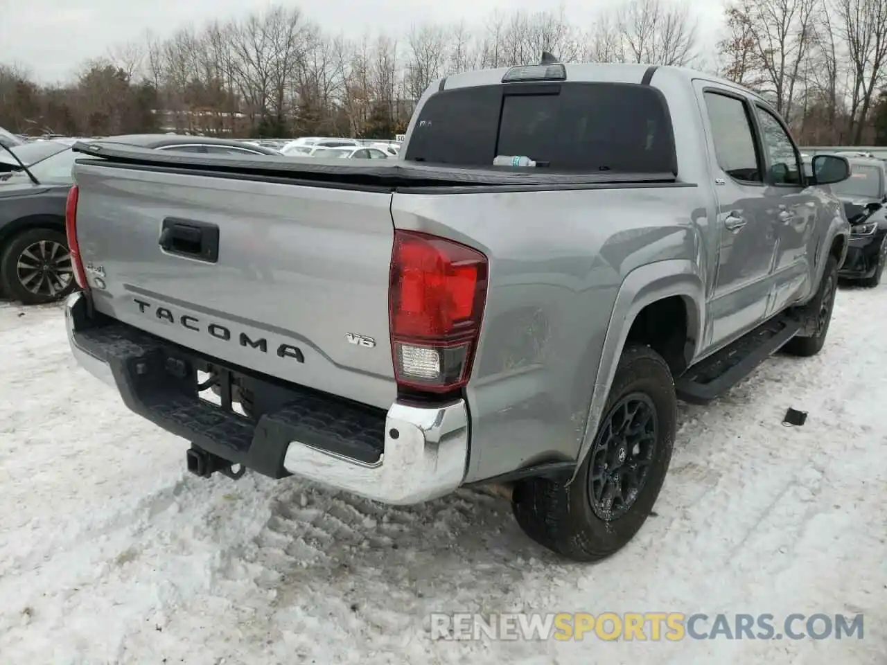 4 Photograph of a damaged car 5TFCZ5ANXKX197540 TOYOTA TACOMA 2019