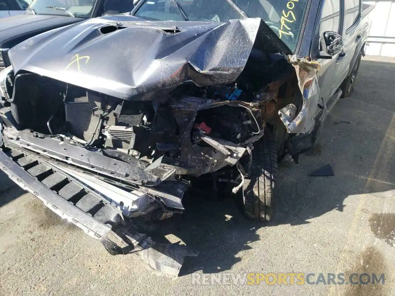 9 Photograph of a damaged car 5TFCZ5ANXKX200713 TOYOTA TACOMA 2019