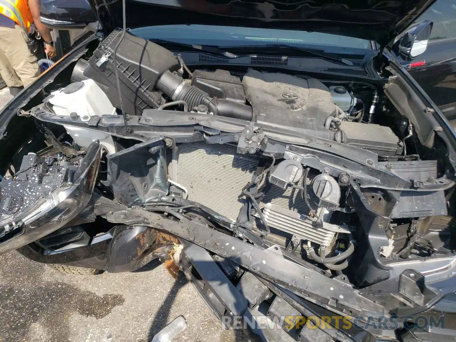 7 Photograph of a damaged car 5TFCZ5ANXKX206611 TOYOTA TACOMA 2019