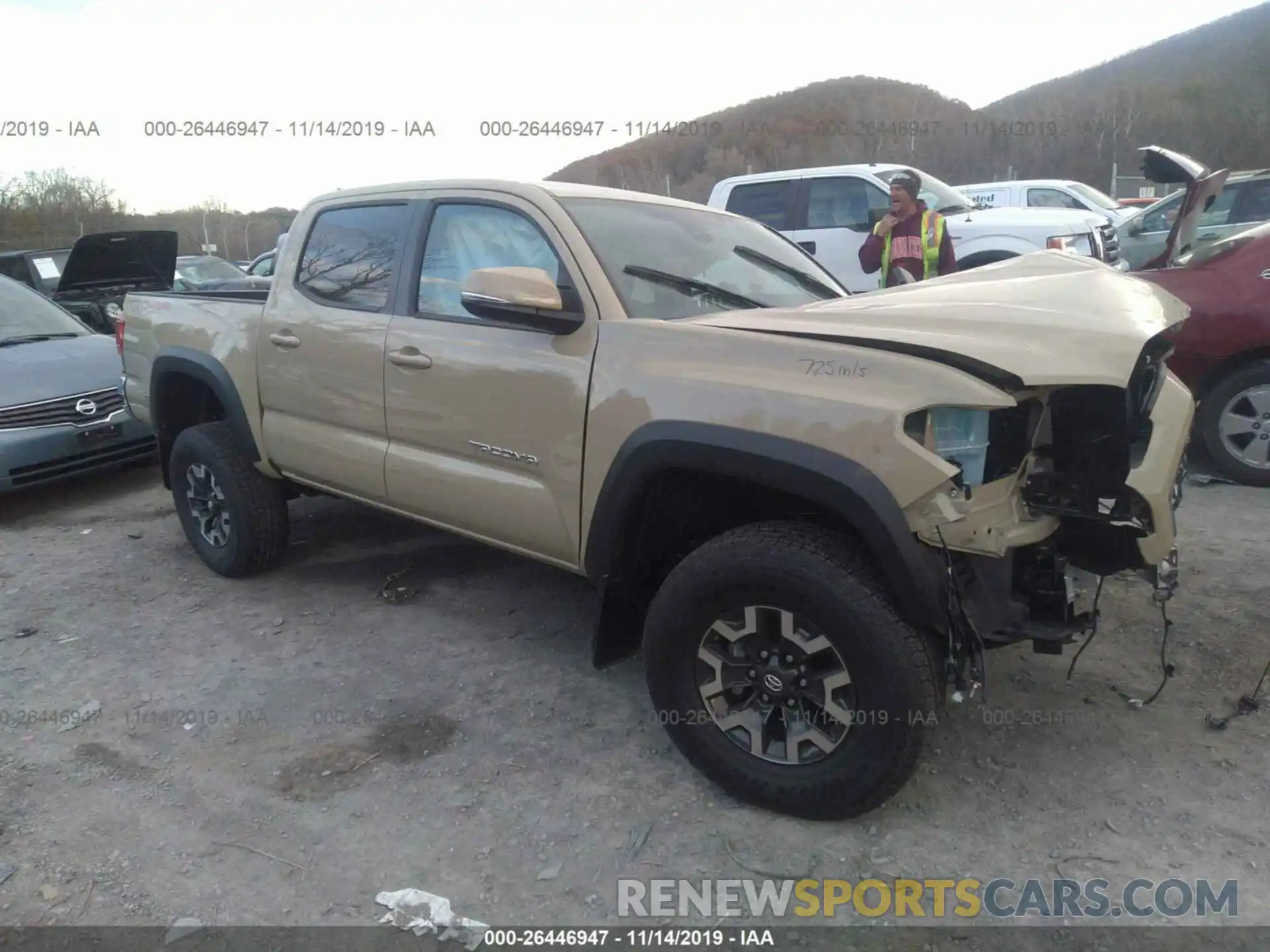 1 Photograph of a damaged car 5TFCZ5ANXKX208553 TOYOTA TACOMA 2019