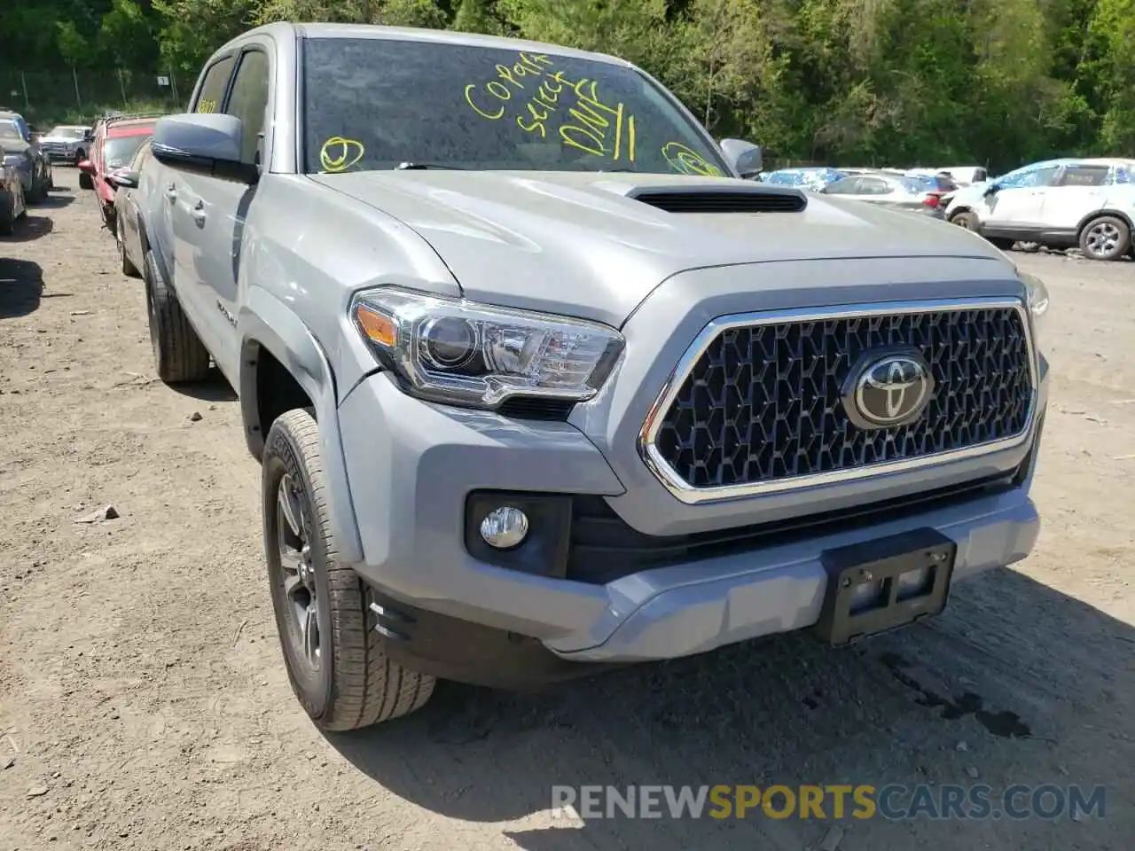 1 Photograph of a damaged car 5TFDZ5BN0KX038688 TOYOTA TACOMA 2019