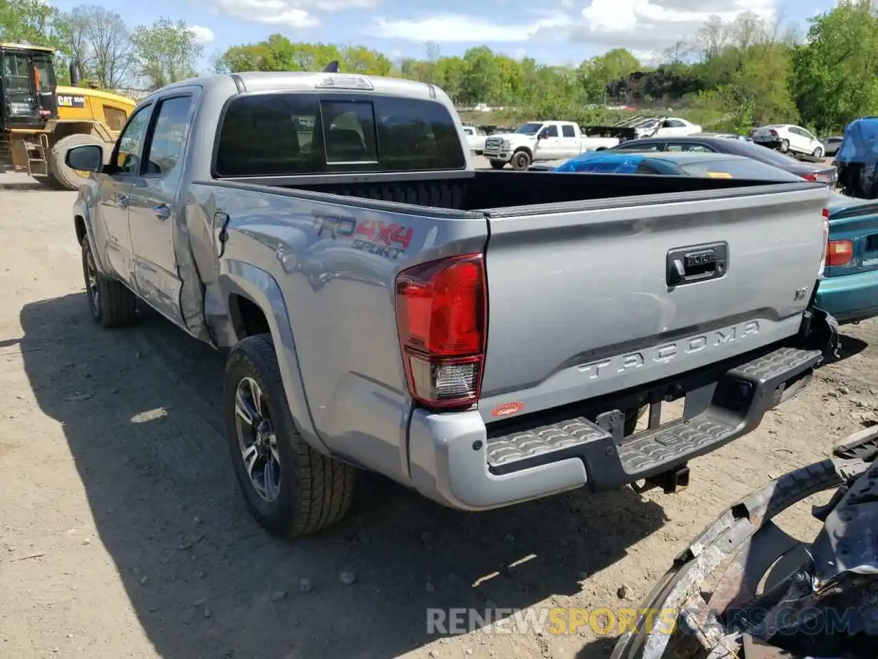 3 Photograph of a damaged car 5TFDZ5BN0KX038688 TOYOTA TACOMA 2019