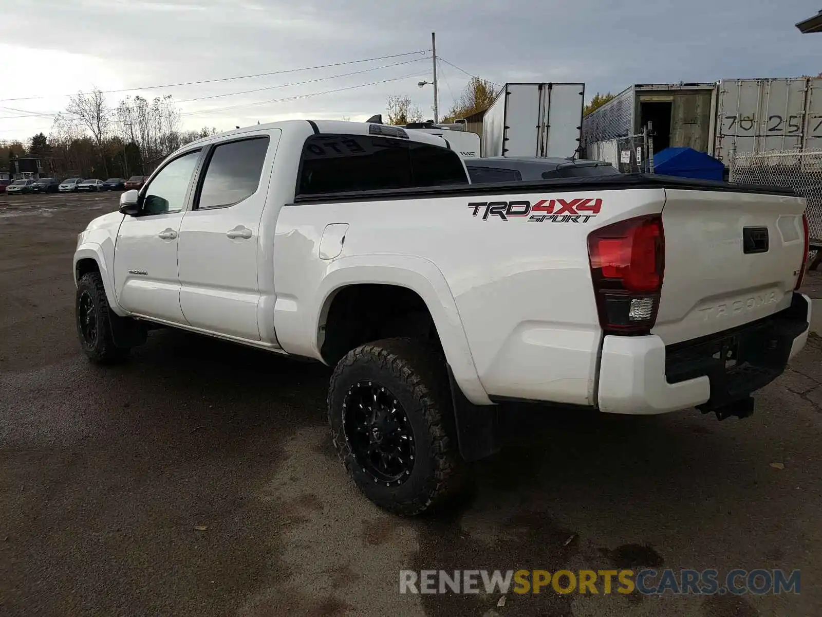 3 Photograph of a damaged car 5TFDZ5BN2KX038871 TOYOTA TACOMA 2019