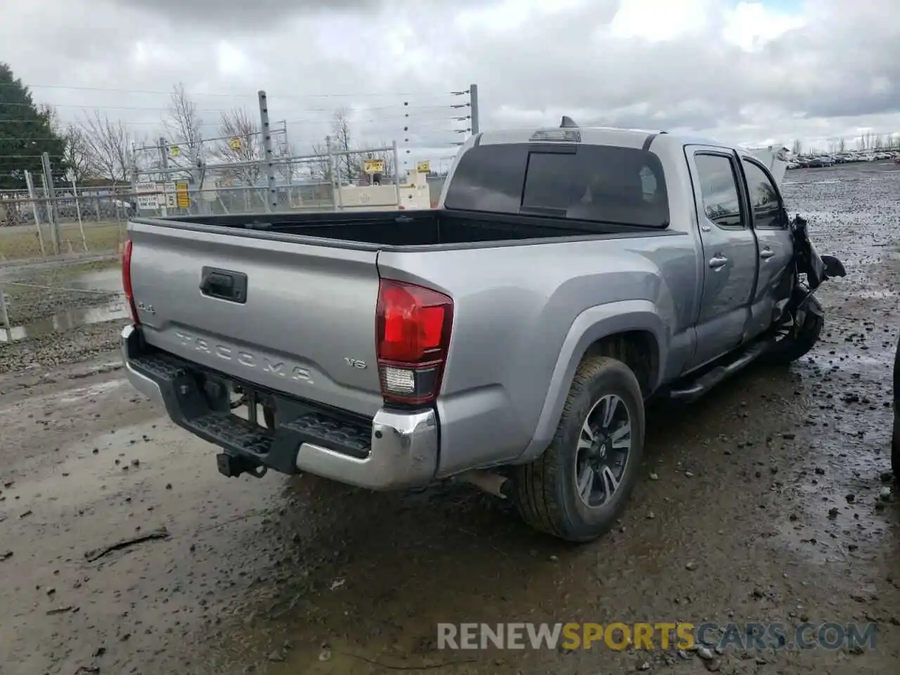 4 Photograph of a damaged car 5TFDZ5BN3KX042024 TOYOTA TACOMA 2019