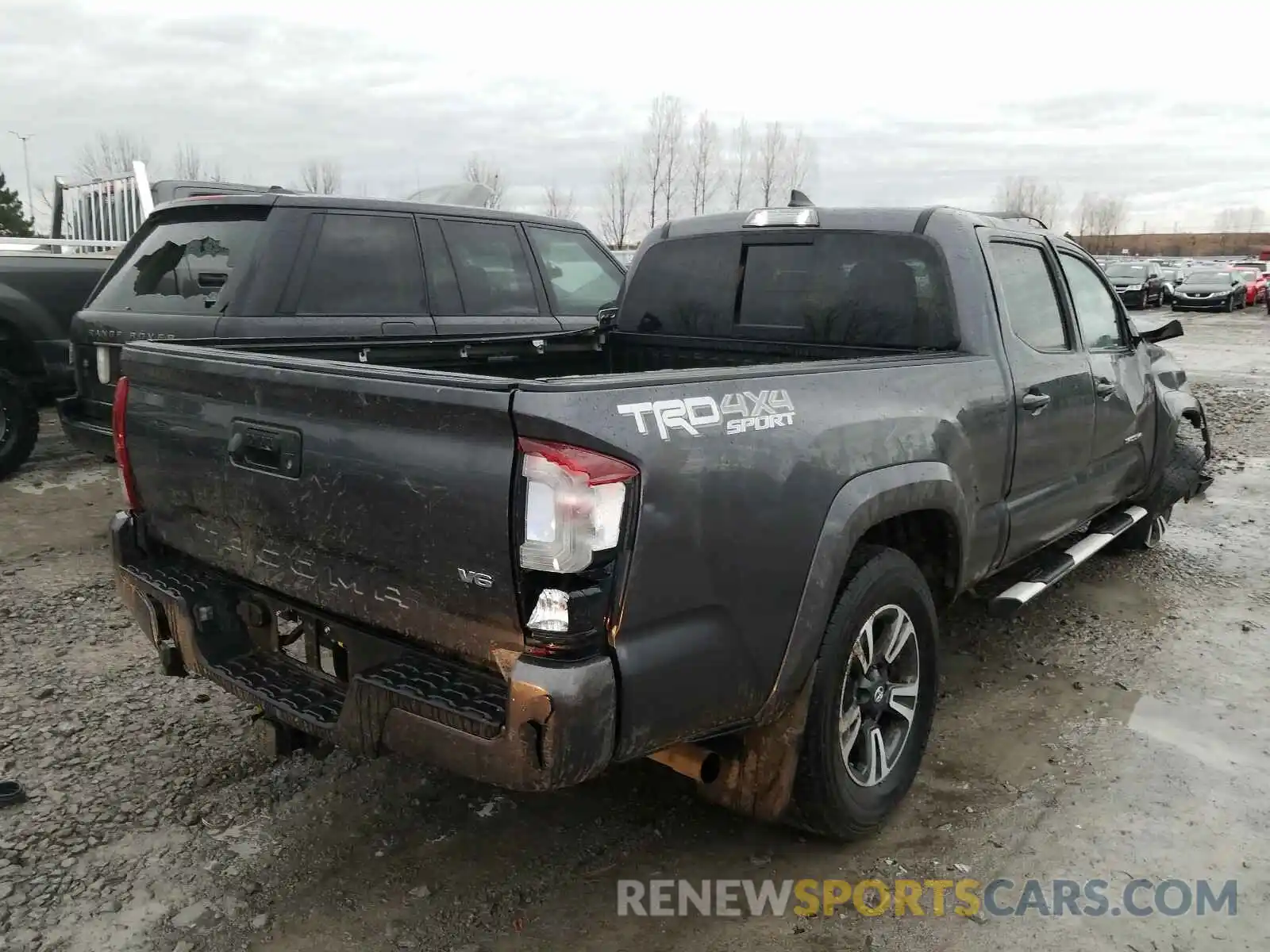 4 Фотография поврежденного автомобиля 5TFDZ5BN3KX042203 TOYOTA TACOMA 2019