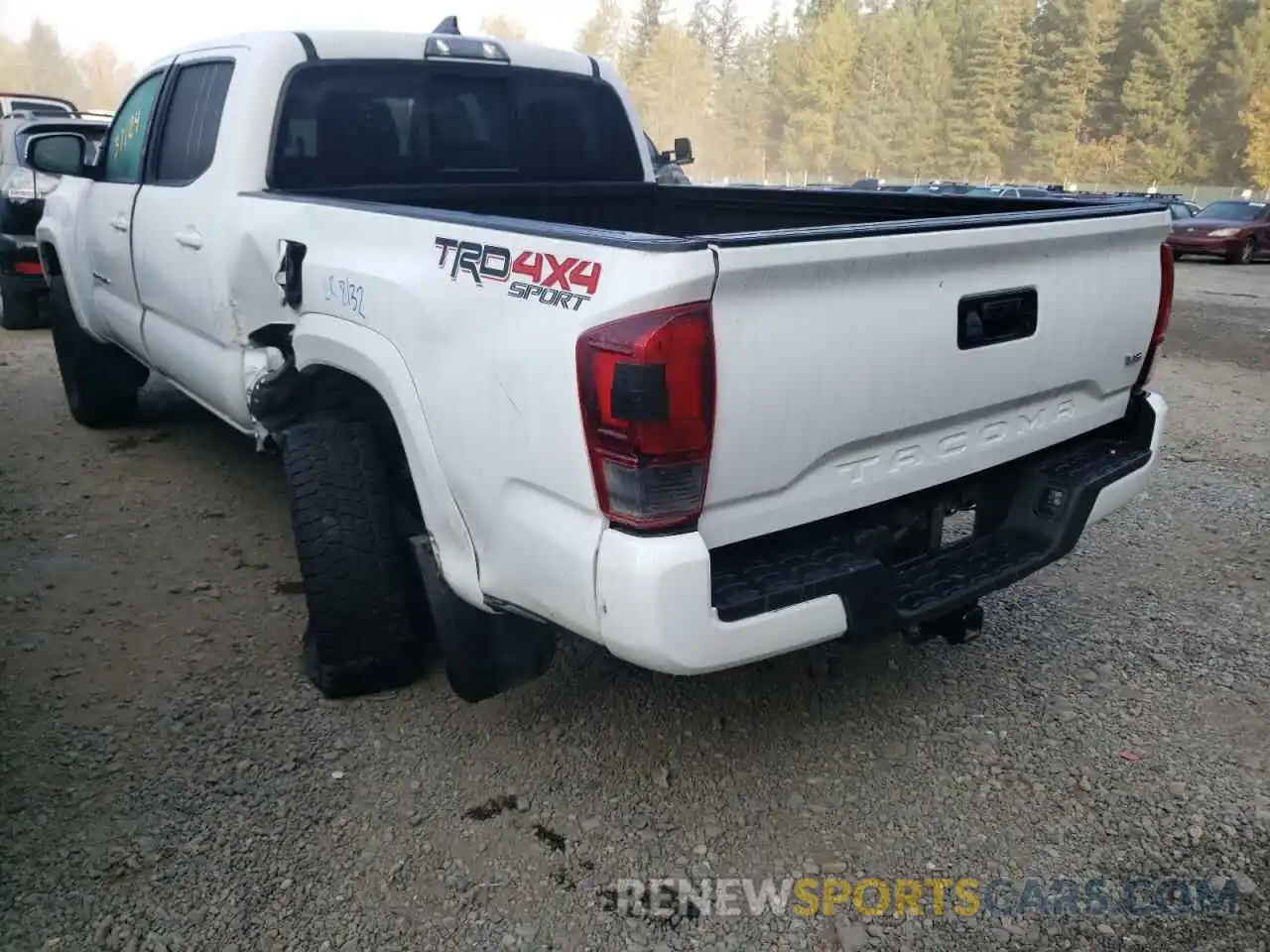 3 Photograph of a damaged car 5TFDZ5BN3KX044114 TOYOTA TACOMA 2019