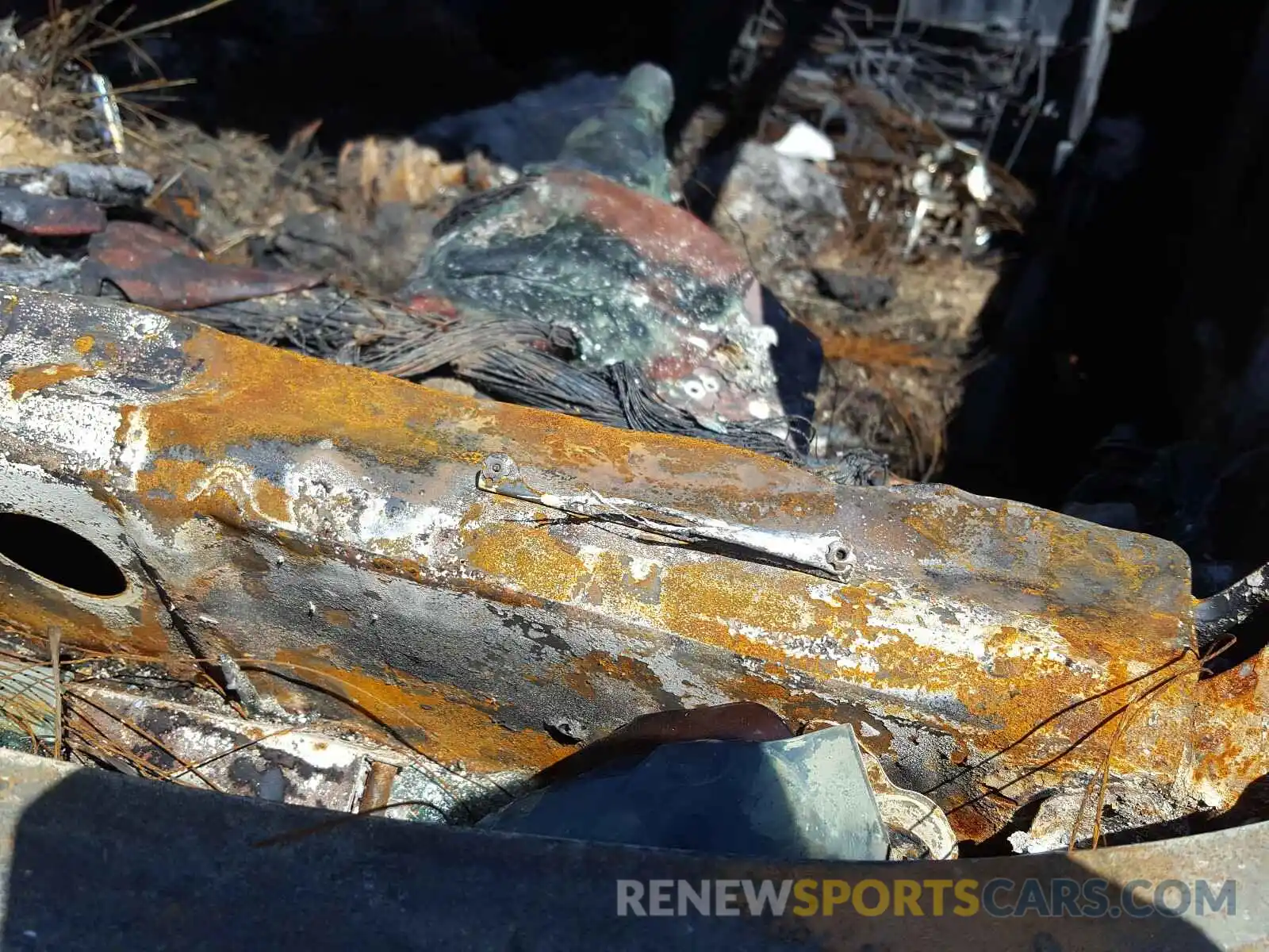 10 Photograph of a damaged car 5TFDZ5BN5KX043501 TOYOTA TACOMA 2019