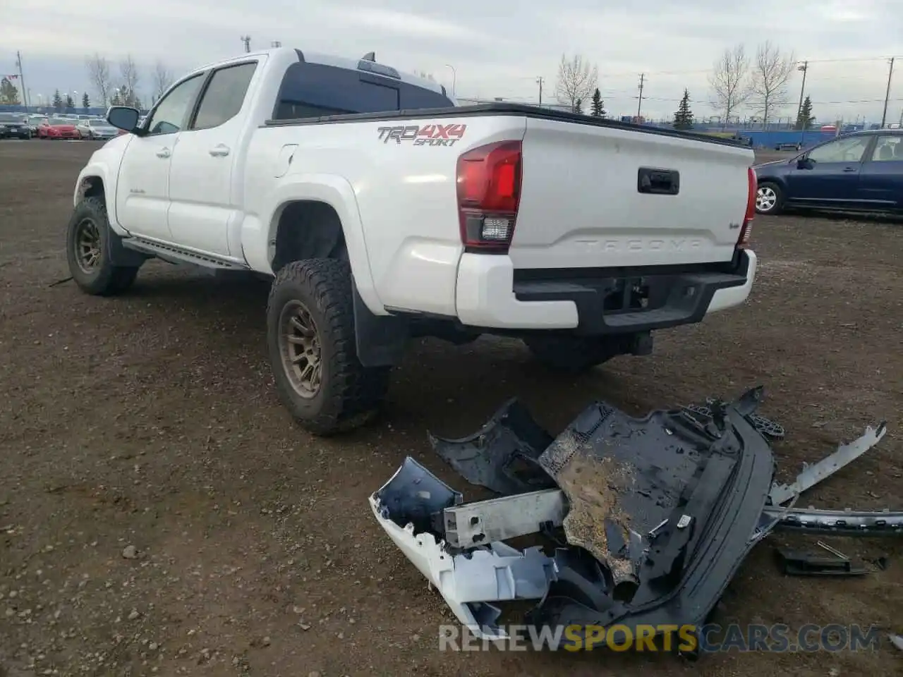 3 Photograph of a damaged car 5TFDZ5BN5KX046642 TOYOTA TACOMA 2019