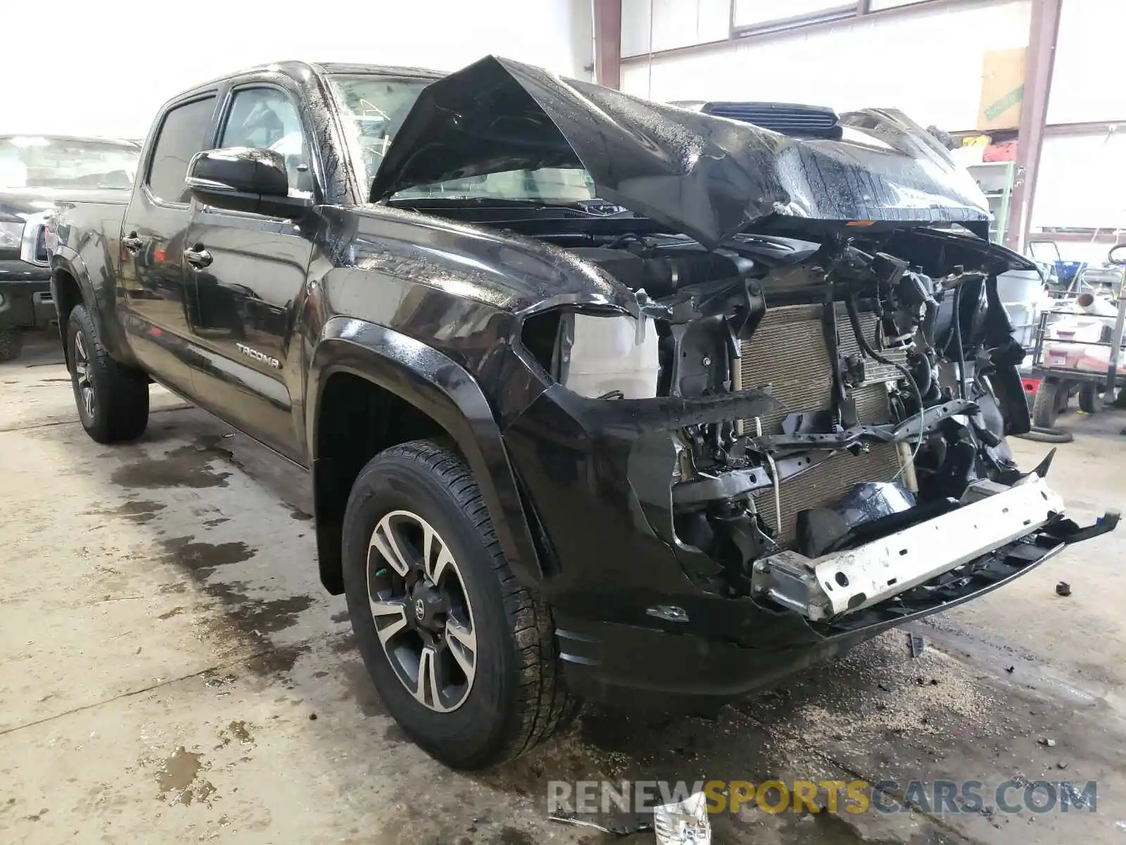 1 Photograph of a damaged car 5TFDZ5BN6KX045953 TOYOTA TACOMA 2019