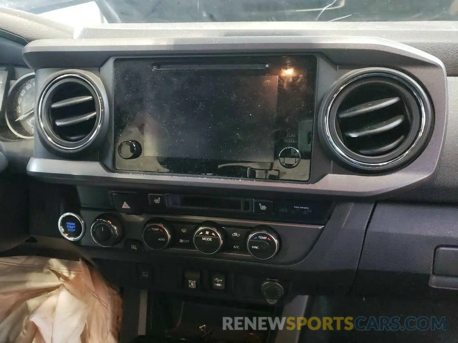 9 Photograph of a damaged car 5TFDZ5BN6KX045953 TOYOTA TACOMA 2019